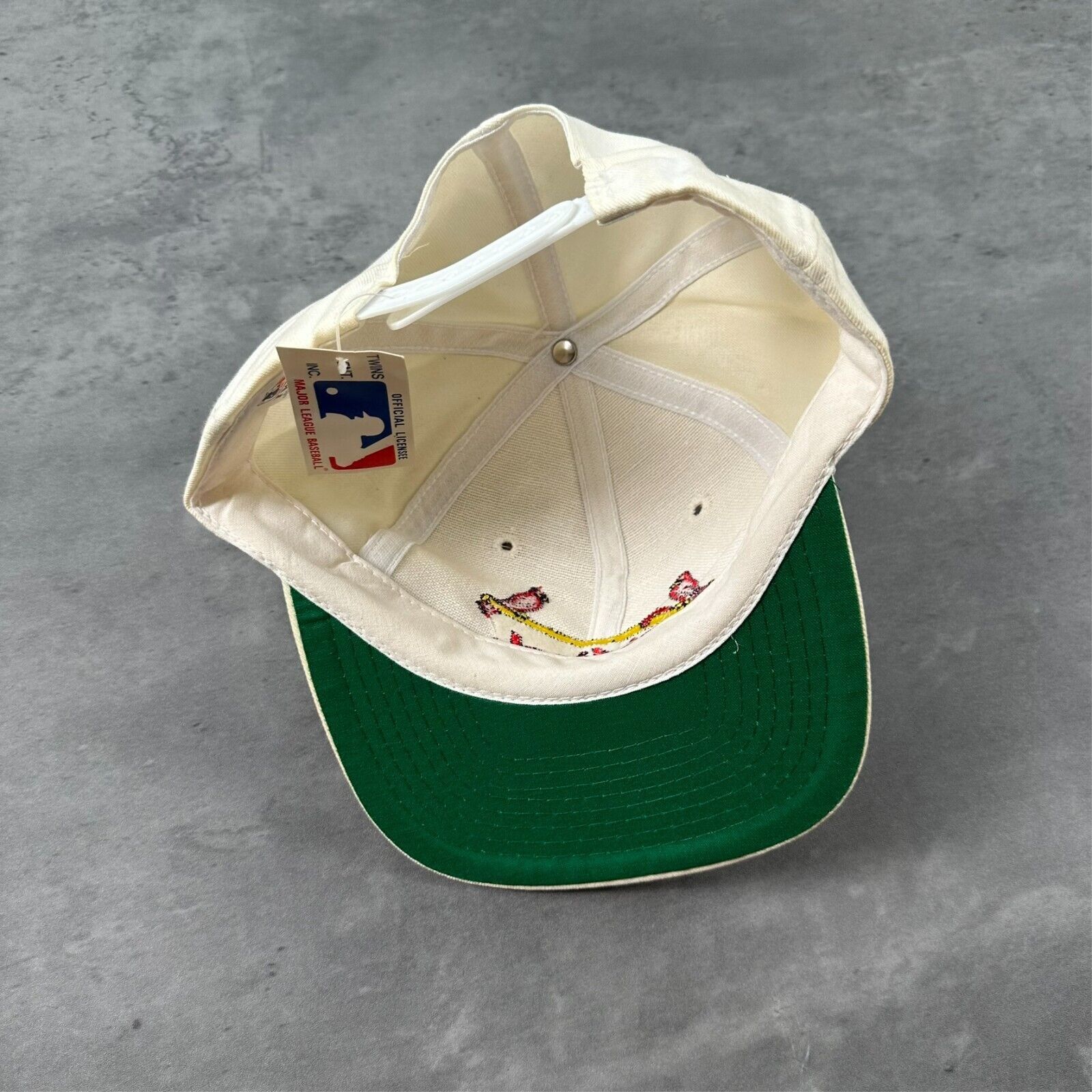 MLB Vintage Deadstock NWT St. Louis Cardinals MLB Twins Hat Size ONE SIZE - 4 Thumbnail