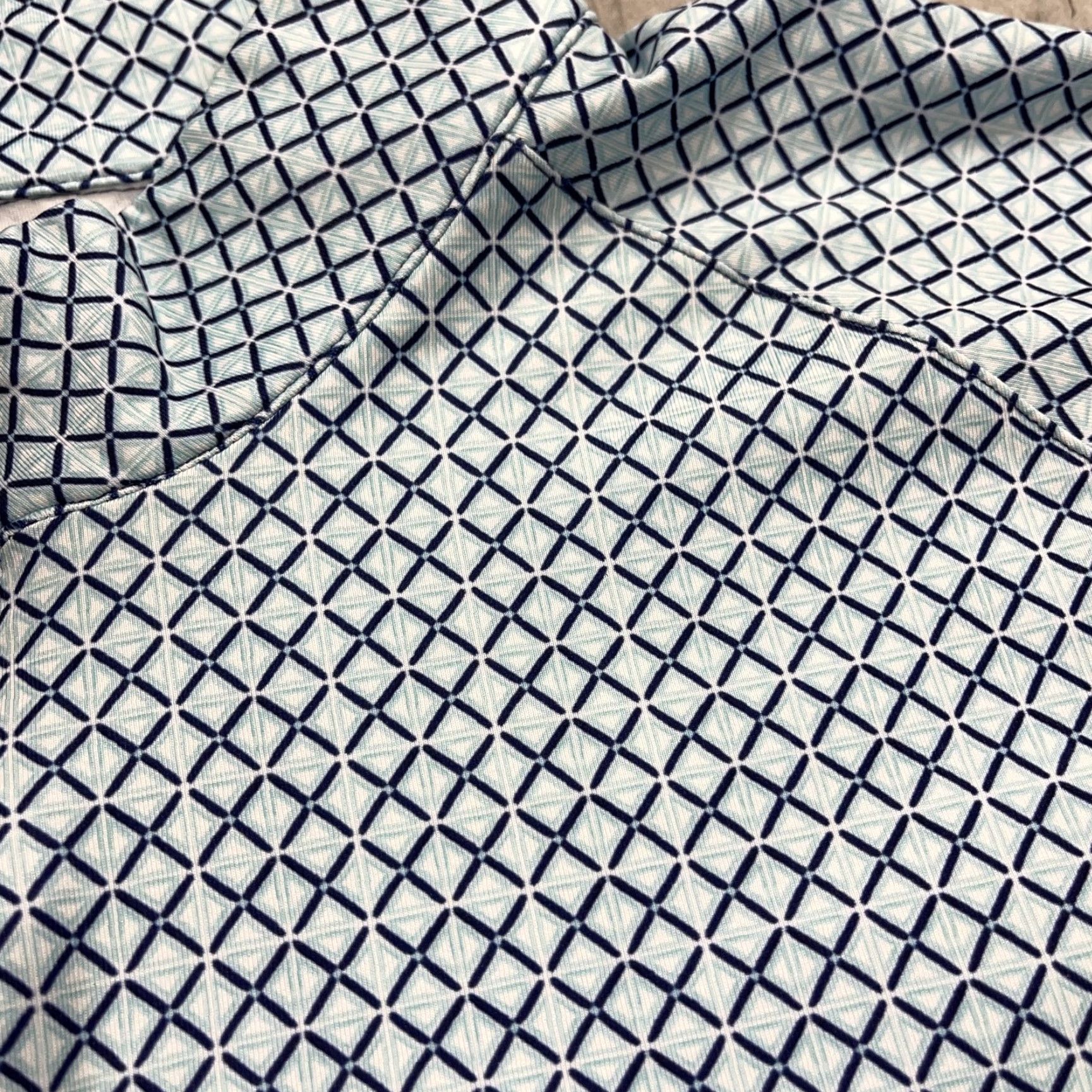 Mizzen+Main Mizzen+Main Pullover Mens Large Blue Geometric 1/4 Zip Mock Neck Stretch AOP Size US L / EU 52-54 / 3 - 4 Thumbnail