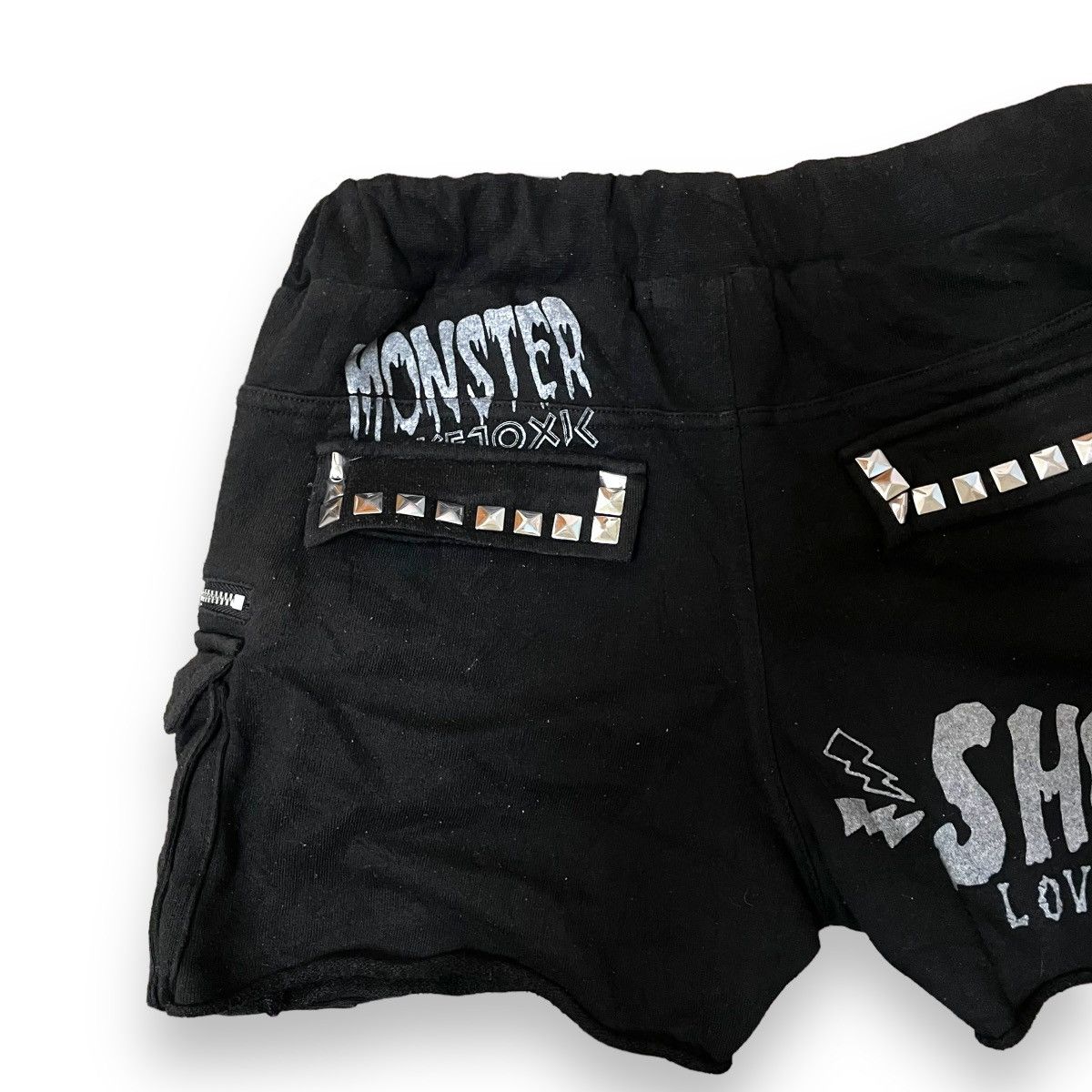 If Six Was Nine × Japanese Brand × Le Grande Bleu (L.G.B.) 🇯🇵 LOVE TOXIC PUNK GOTHIC CARGO SHORT PANTS Size 26" / US 2 / IT 38 - 6 Thumbnail