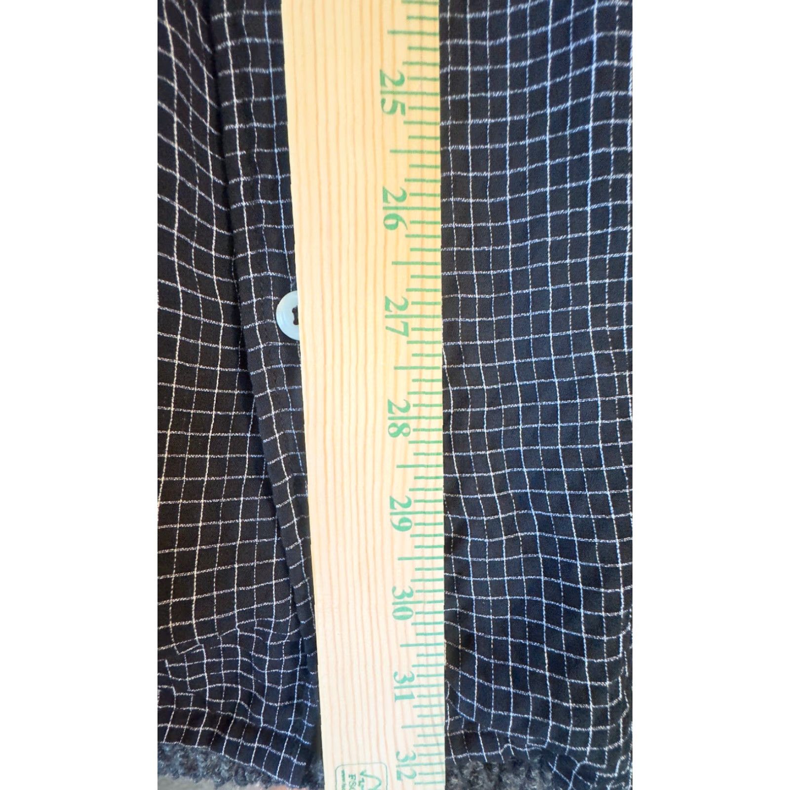 Guess GUESS SHIRT Men's Large Black Check Short Sleeve Button-Up Shirt Size US L / EU 52-54 / 3 - 5 Thumbnail