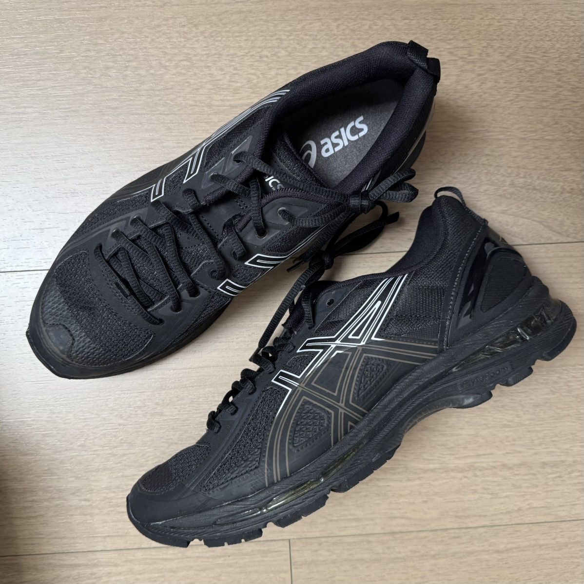Asics × Kiko Kostadinov Kiko Kostadinov ASICS Gel Burz 1 Black Size US 10 / EU 43 - 3 Thumbnail