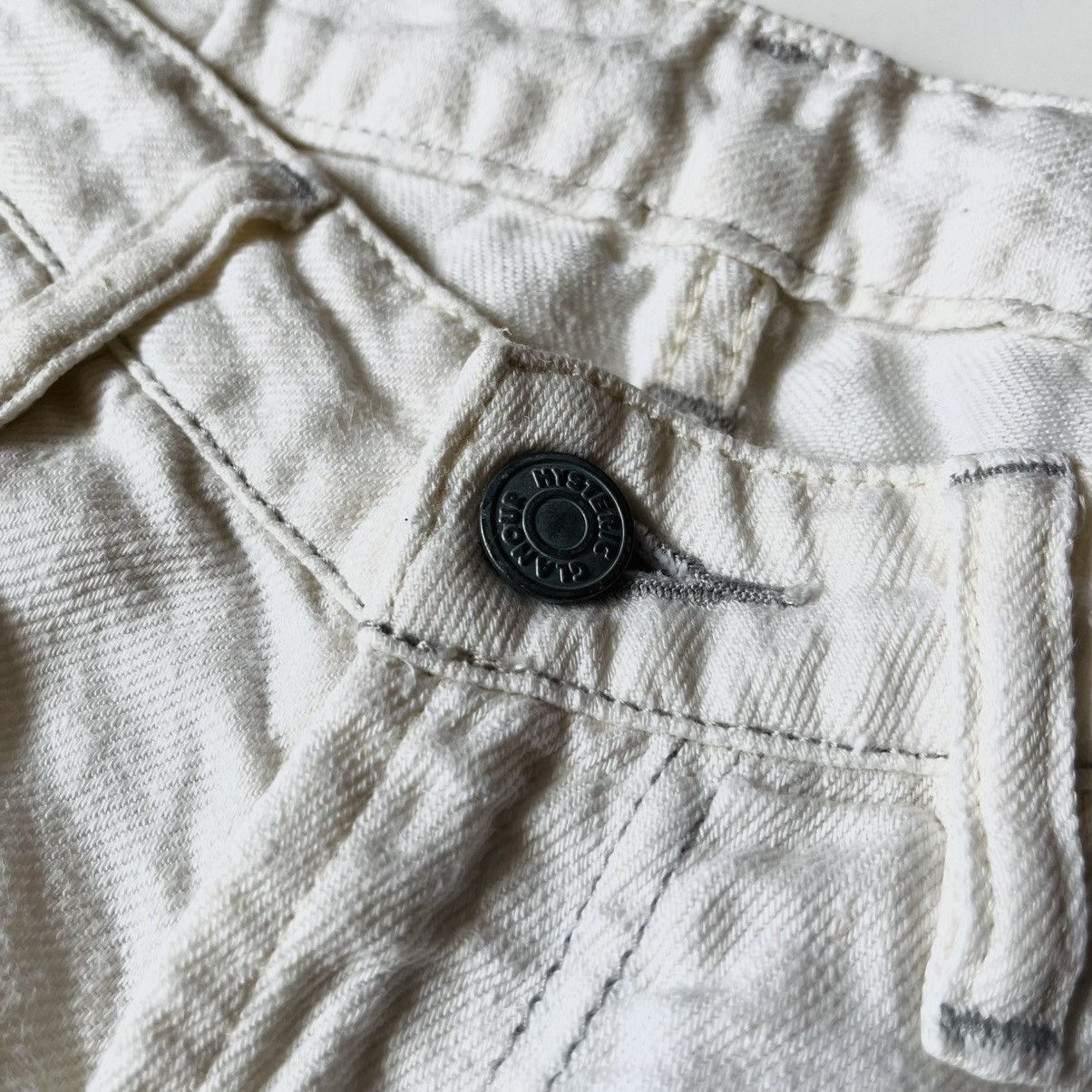 Hysteric Glamour Vinatage Hysteric Glamour White Denim Pants Size US 27 - 7 Thumbnail