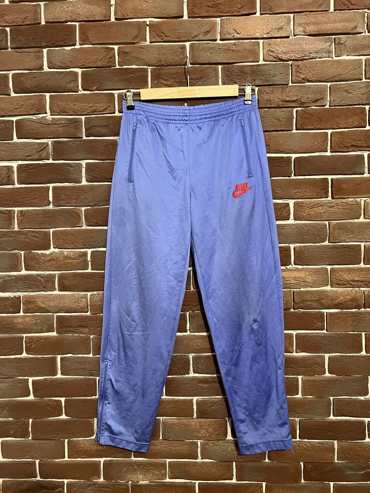 Nike 90s Nike Vintage Purple Joggers Sweatpants Streetwear Hype Size US 29 - 1 Thumbnail