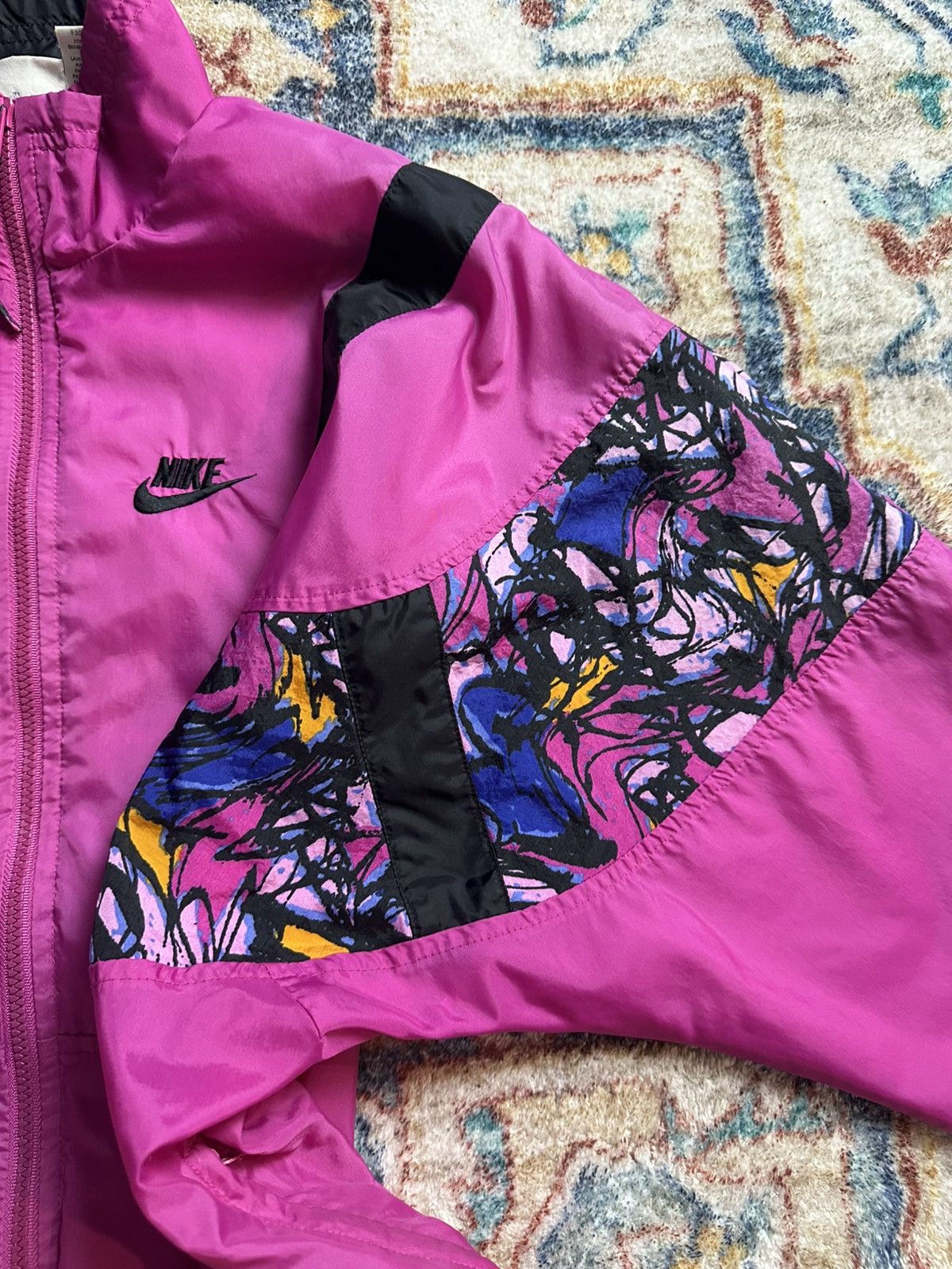Nike Vintage Nike Abstract Zip-up Jacket Large Size L / US 10 / IT 46 - 5 Thumbnail