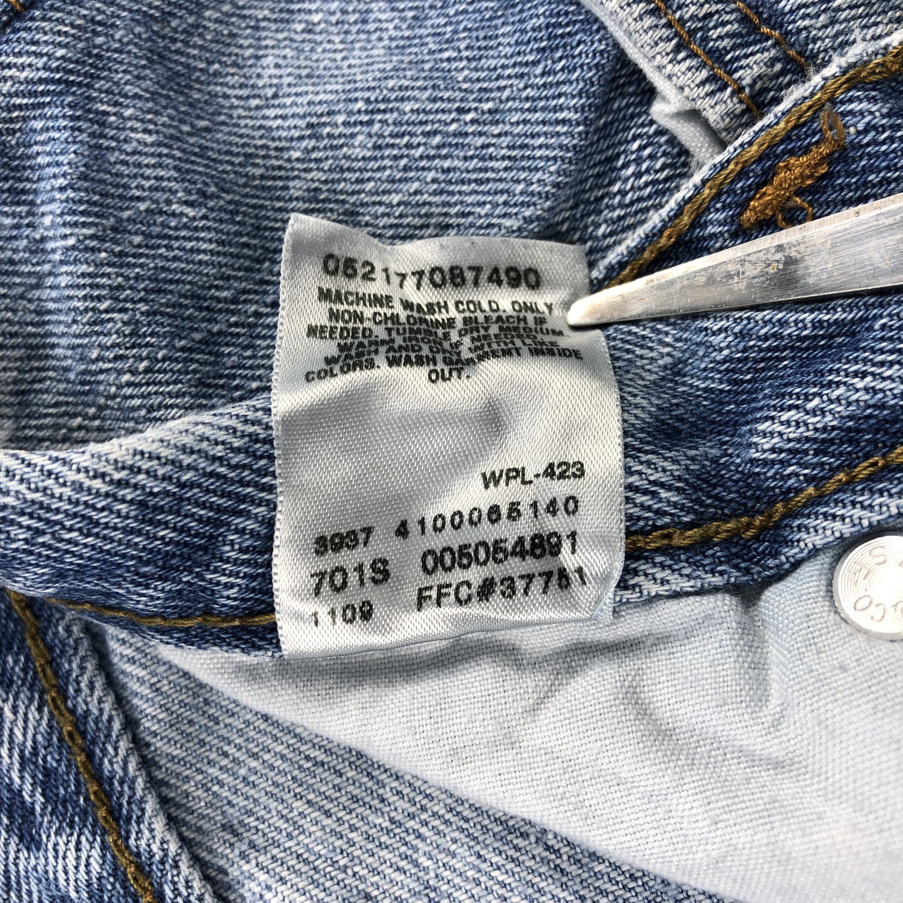 Levi's Vintage Light Wash Levis 505 Jeans-J2177 Size US 33 - 12 Thumbnail