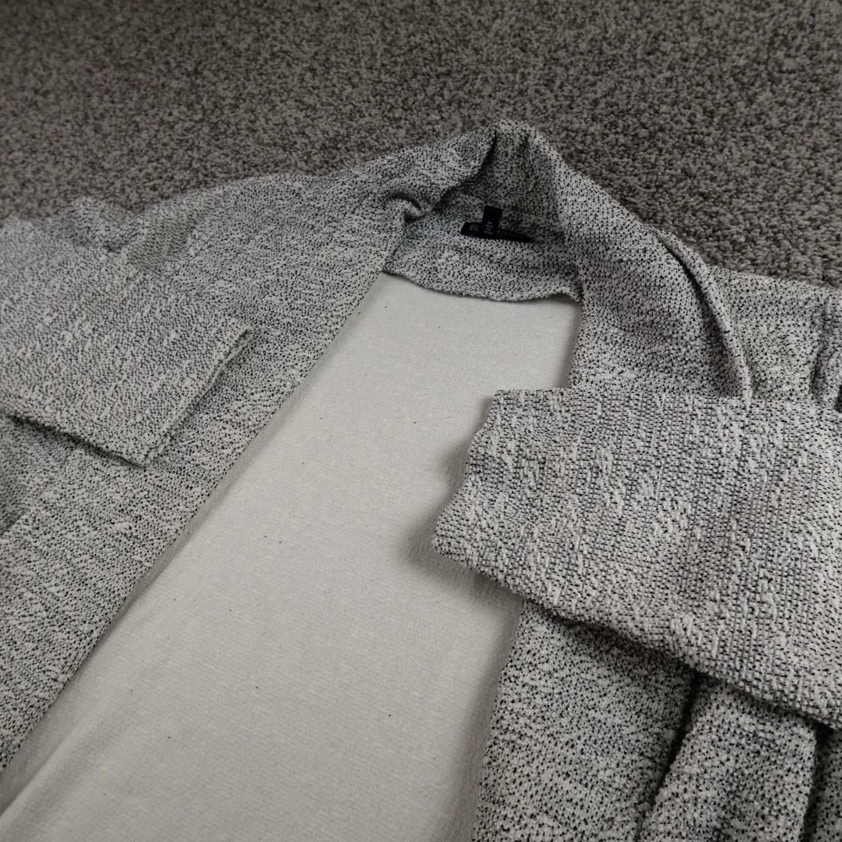 Eileen Fisher Eileen Fisher Sweater Cardigan Womens PM Gray Open Front Knit V-Neck Long Sleeve Pockets Size M / US 6-8 / IT 42-44 - 2 Thumbnail