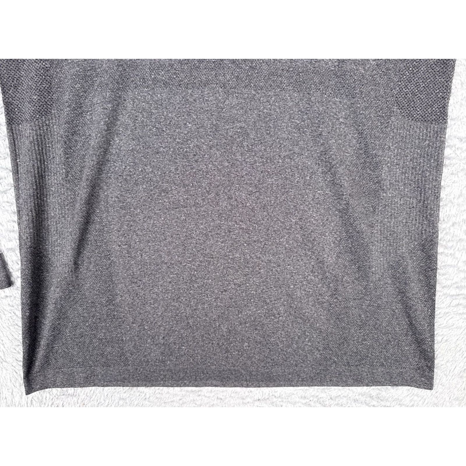 Lululemon Lululemon Metal Vent Tech Shirt Men XL Gray Long Sleeve Crew Neck Performance Athletic Training Running Yoga Baseball? Size US XL / EU 56 / 4 - 5 Thumbnail