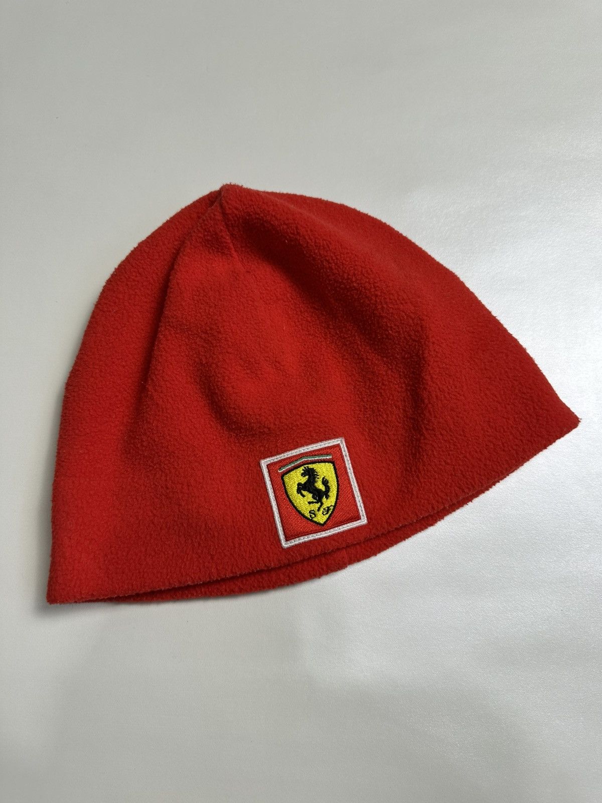 Fila Vintage Retro Fila Scuderia Ferrari F1 Red Beanie Hat Size ONE SIZE - 5 Thumbnail