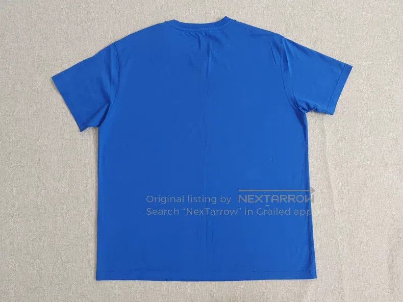 Givenchy Givenchy Men's Short-Sleeve T-Shirt Purchased at Official Size US L / EU 52-54 / 3 - 7 Thumbnail
