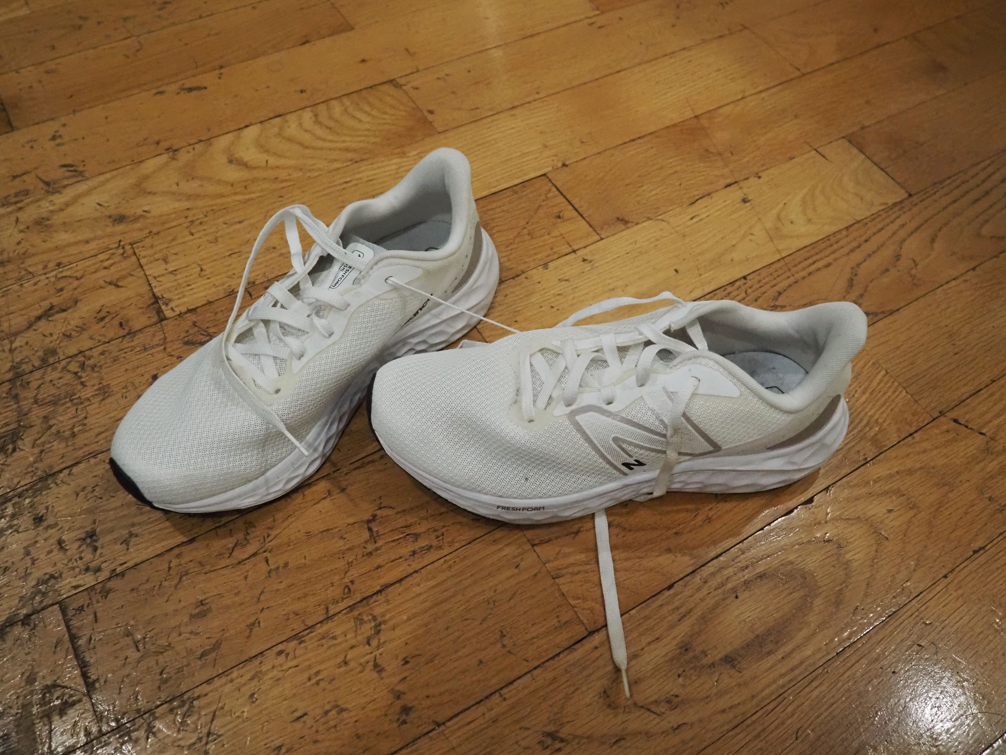 New Balance New Balance Fresh foam Arishi v4 Size US 11 / EU 44 - 2 Thumbnail
