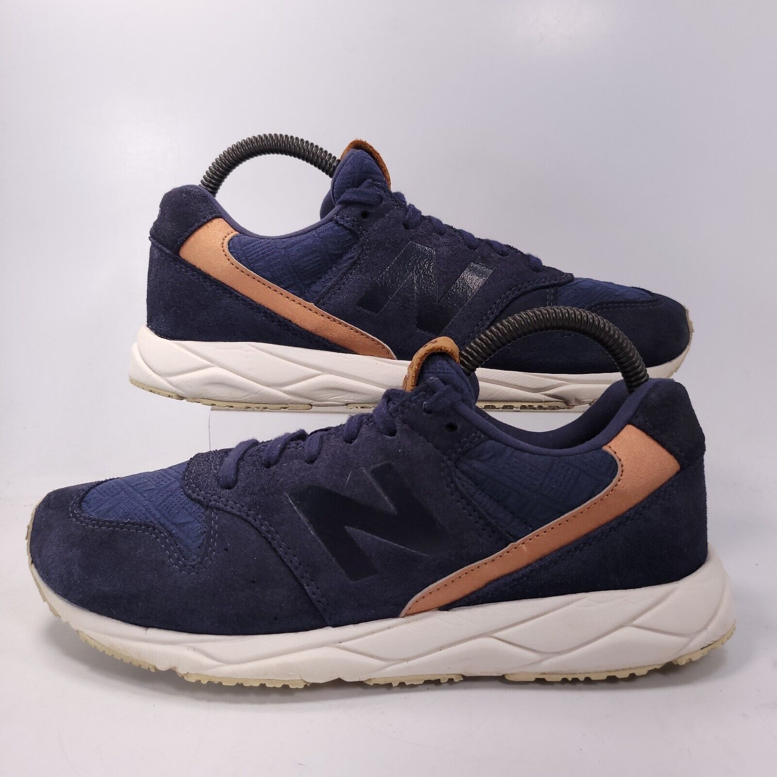 New Balance New Balance WRT96 Running Shoe Womens Size 8.5 WRT96EAB Blue Size US 8.5 / IT 38.5 - 5 Thumbnail