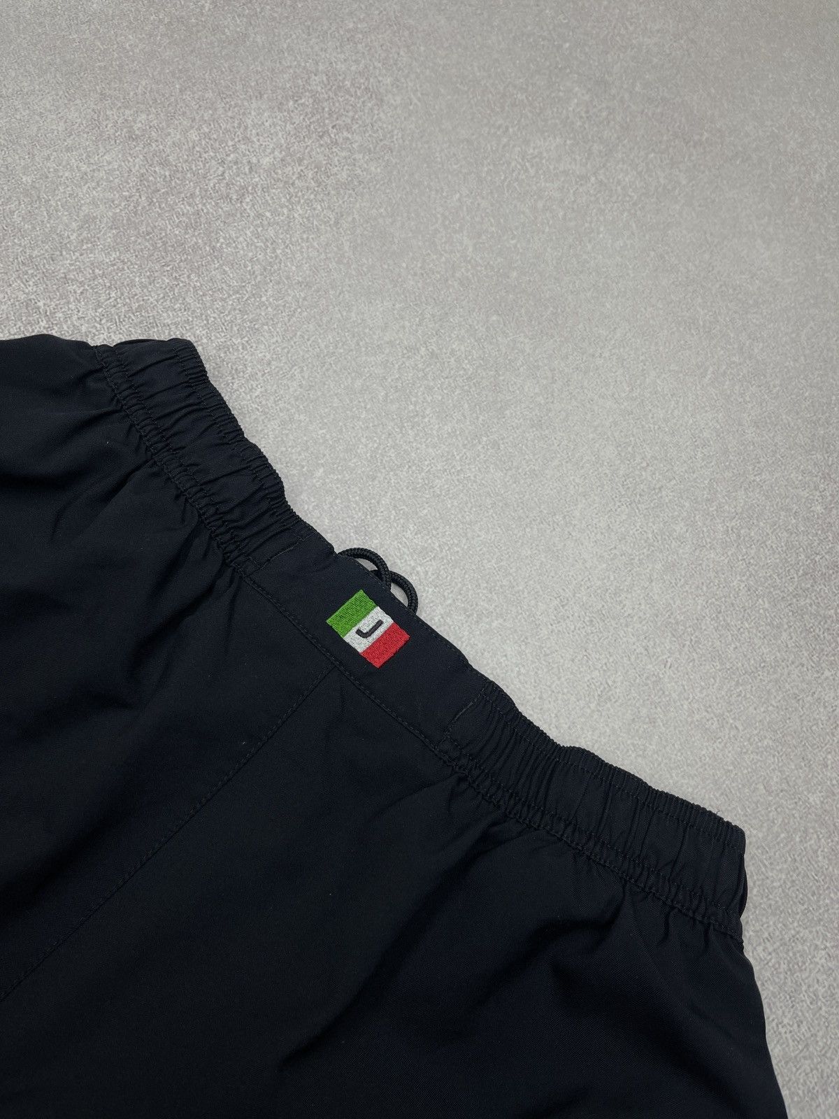 Nike Vintage Nike Juventus Training Football Shorts Black Size US 34 / EU 50 - 6 Thumbnail
