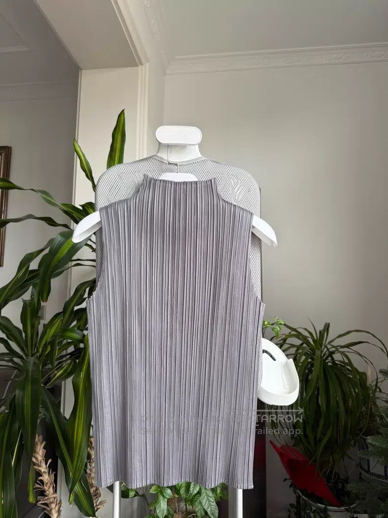 Issey Miyake Issey Miyake Sleeveless Vest, Dark Grey Size L / US 10 / IT 46 - 6 Thumbnail