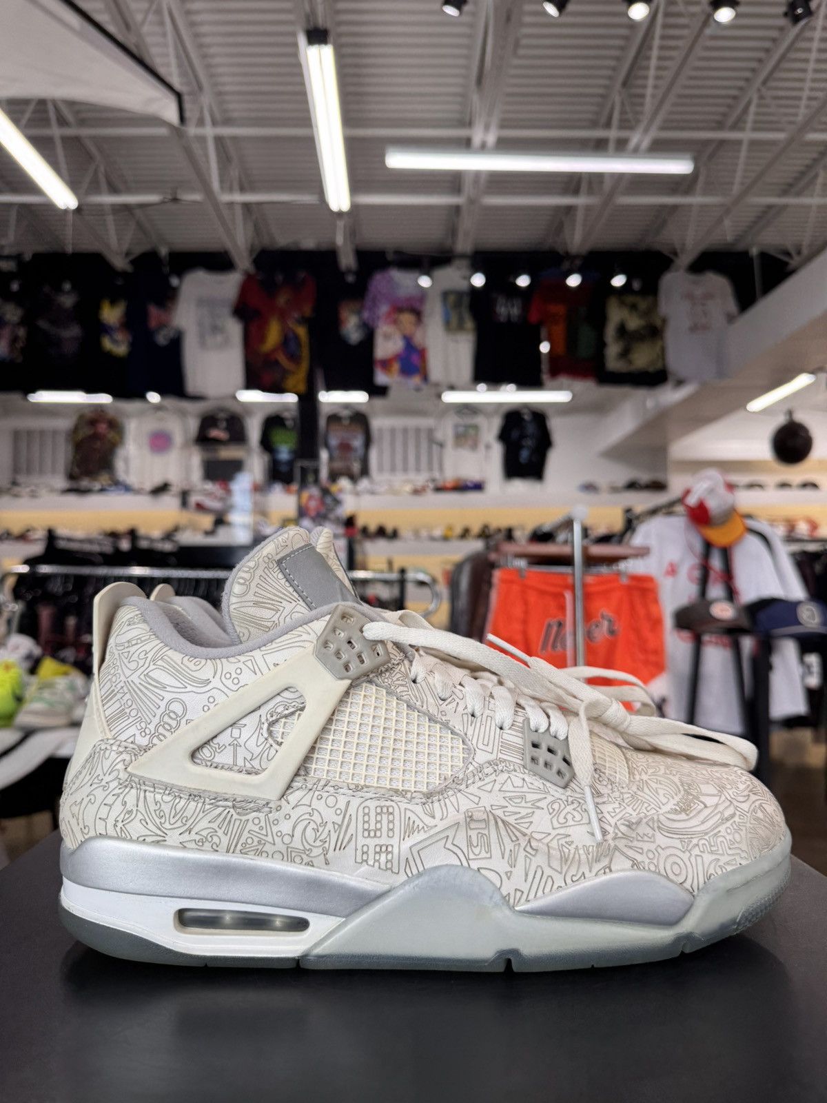 Jordan Brand Jordan 4 30th Anniversary Laser Size 10.5 (2015) Size US 10.5 / EU 43-44 - 6 Thumbnail