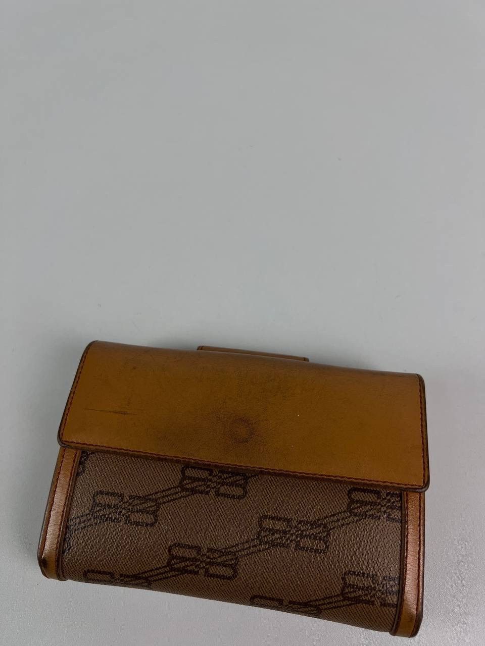 Balenciaga Balenciaga monogram vintage leather wallet Size ONE SIZE - 14 Thumbnail