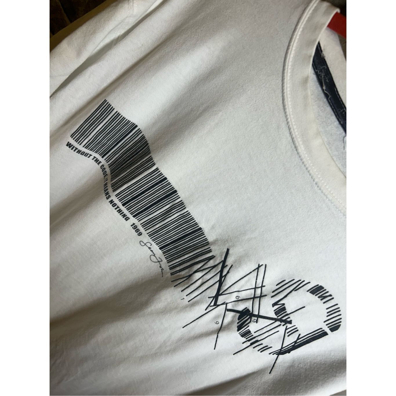 Vintage Vintage Y2K, Sean John White Black Surfer Tshirt Size US XL / EU 56 / 4 - 2 Thumbnail