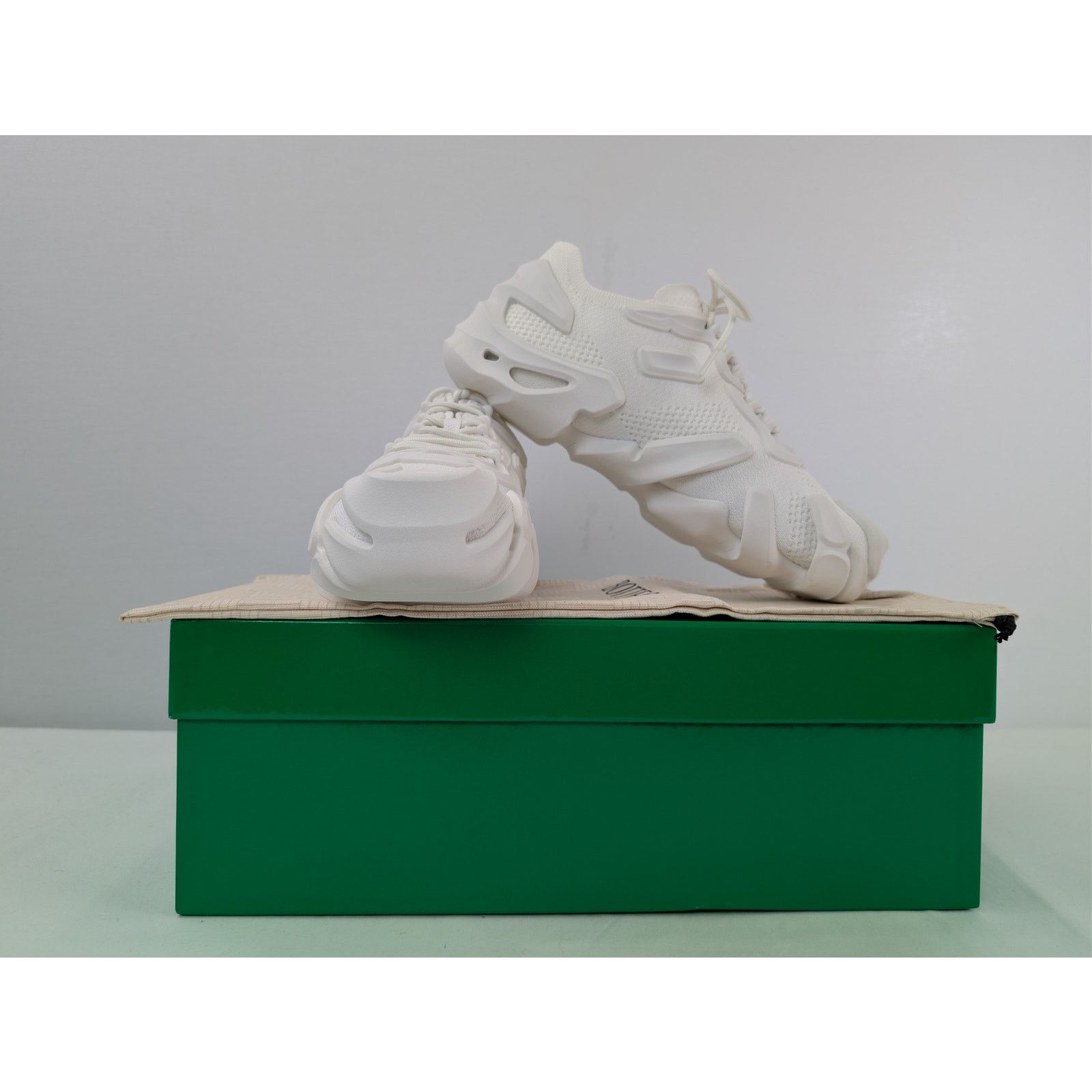 Bottega Veneta o1rshd1 Flex Low Top Sneakers in Optic White Size US 9 / EU 42 - 20 Thumbnail