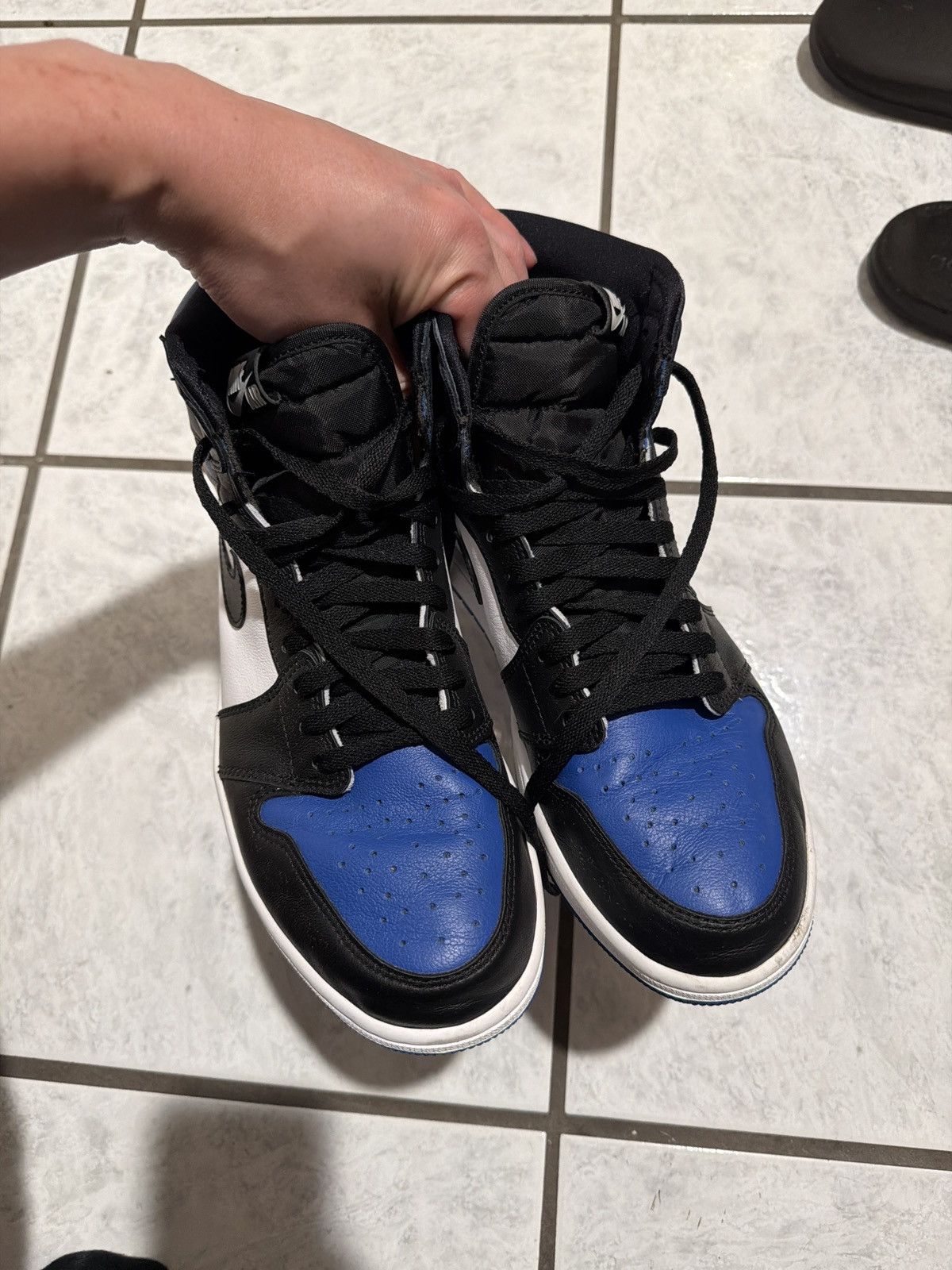 Jordan Brand Jordan 1 royal toe Size US 10.5 / EU 43-44 - 4 Thumbnail