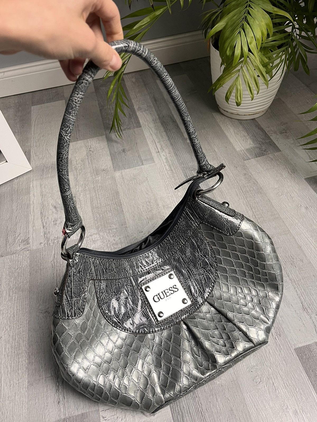 guess bag vintage grey snake crocodile