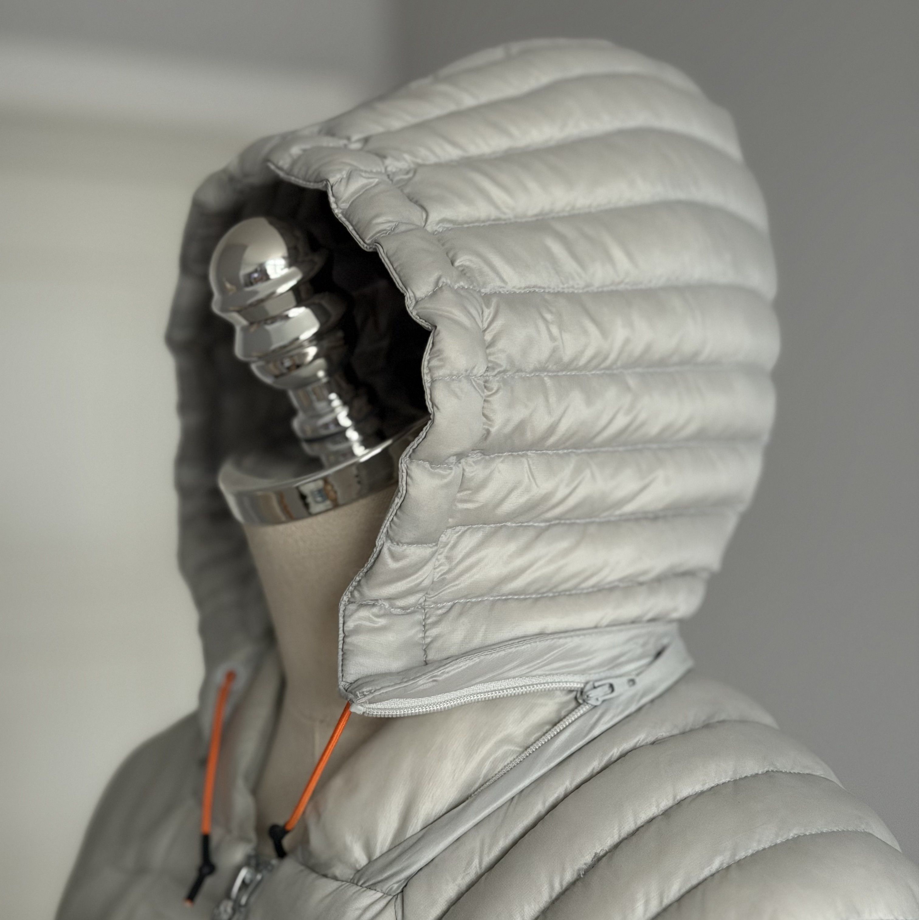 Mammut MAMMUT ALVRA Eiger Extreme 850+ Pertex Quantum Light Parka Size US M / EU 48-50 / 2 - 8 Thumbnail