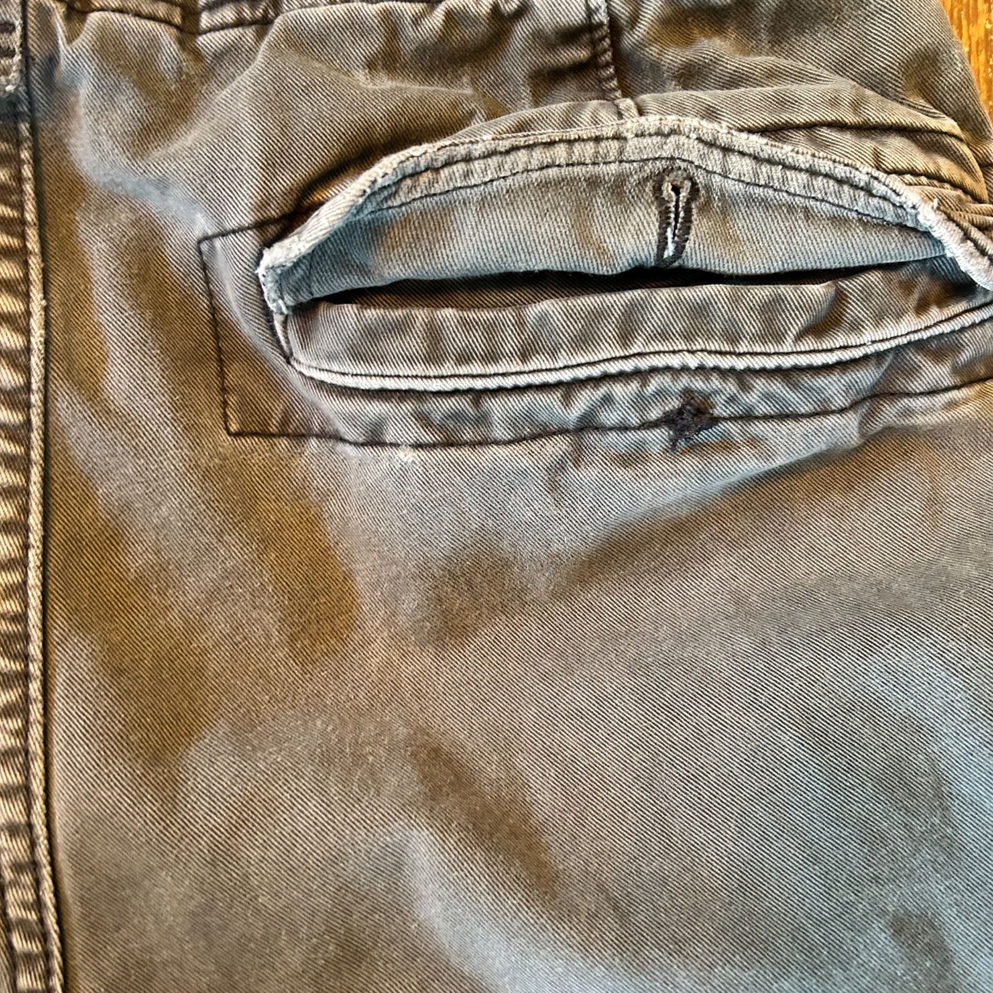 Abercrombie & Fitch Vintage Abercrombie & Fitch Baggy Y2K Cargo LFO Pants Size 31" - 10 Thumbnail