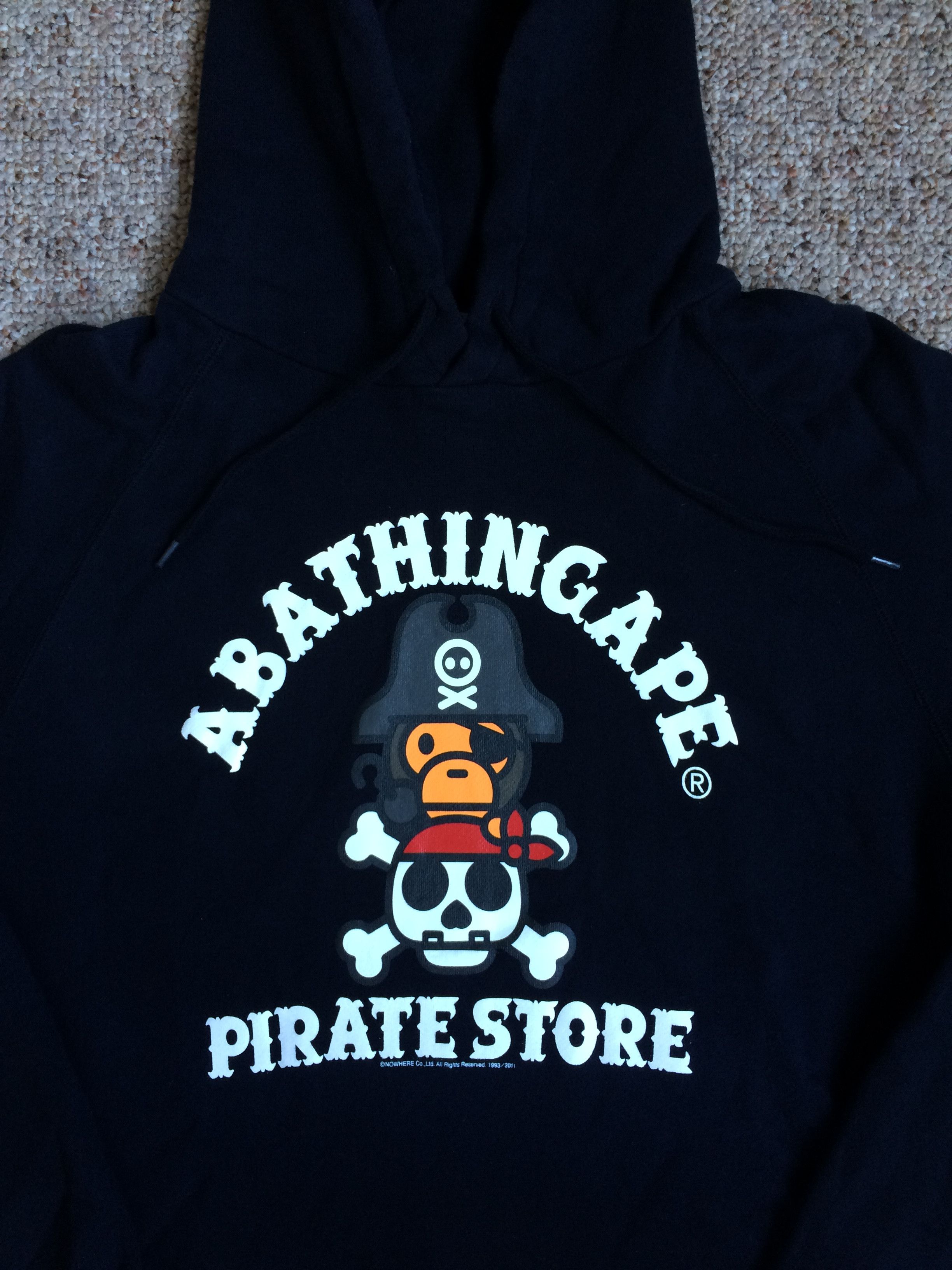 Bape Bape Pirate Store Exclusive Baby Milo Logo Hoodie Size US L / EU 52-54 / 3 - 2 Thumbnail