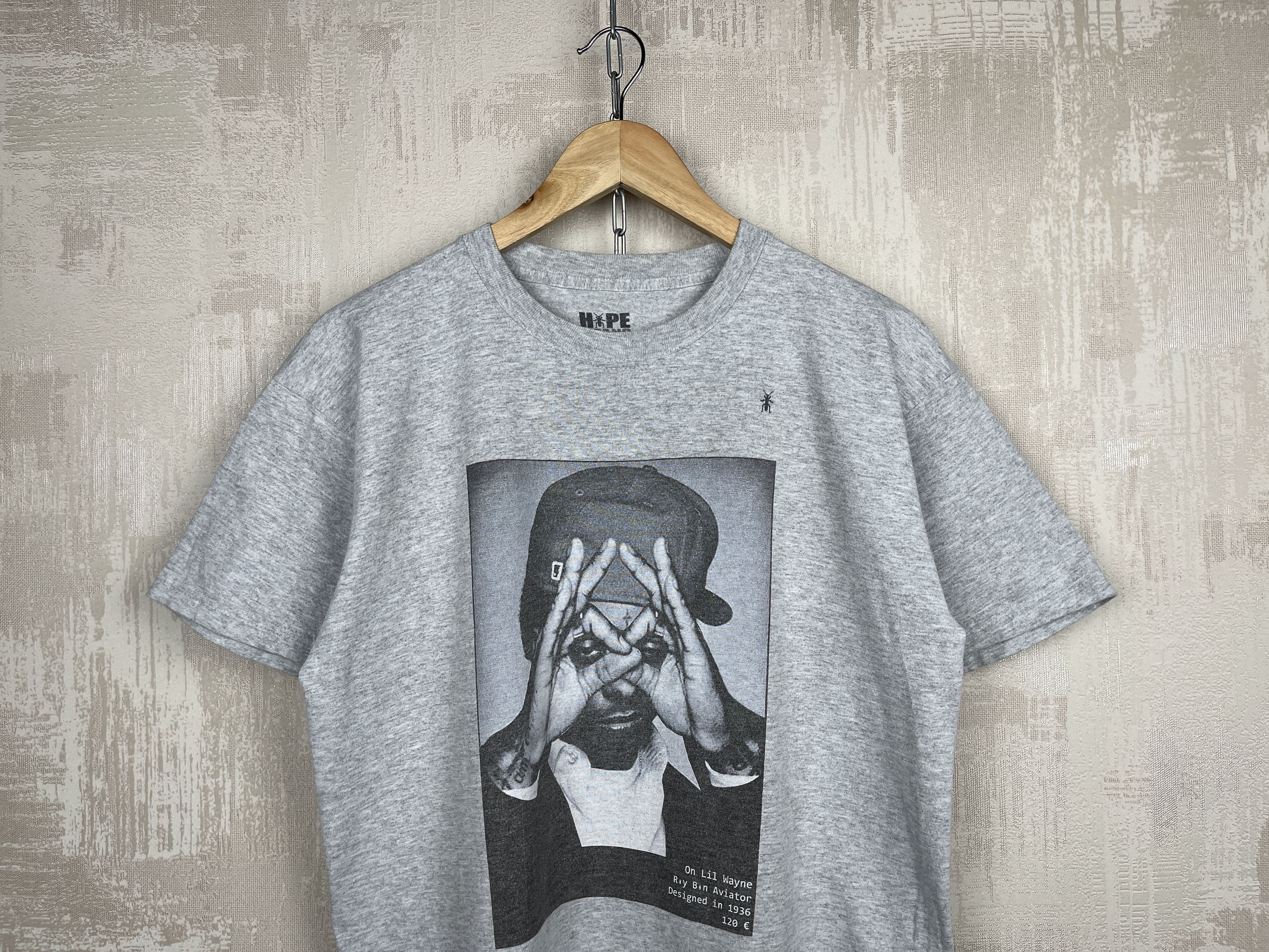 Hype Means Nothing Hype Means Nothing Lil Wayne T-shirt Size fits to S-M Gray Size US S / EU 44-46 / 1 - 3 Thumbnail