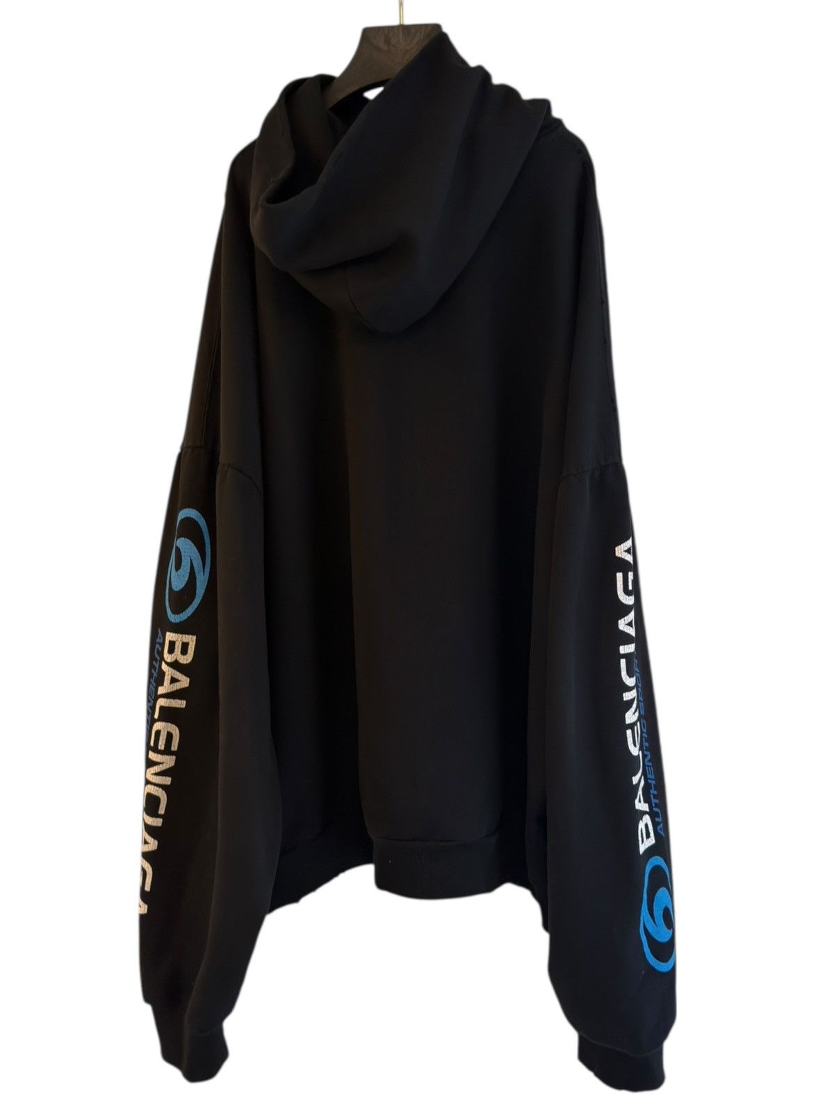 Balenciaga BALENCIAGA DEMNA SURFER SPORT HOODIE SIZE 3 Size US L / EU 52-54 / 3 - 4 Thumbnail
