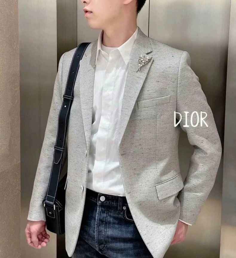 Dior Dior Grey snowflake wool suit suit Size US M / EU 48-50 / 2 - 9 Thumbnail