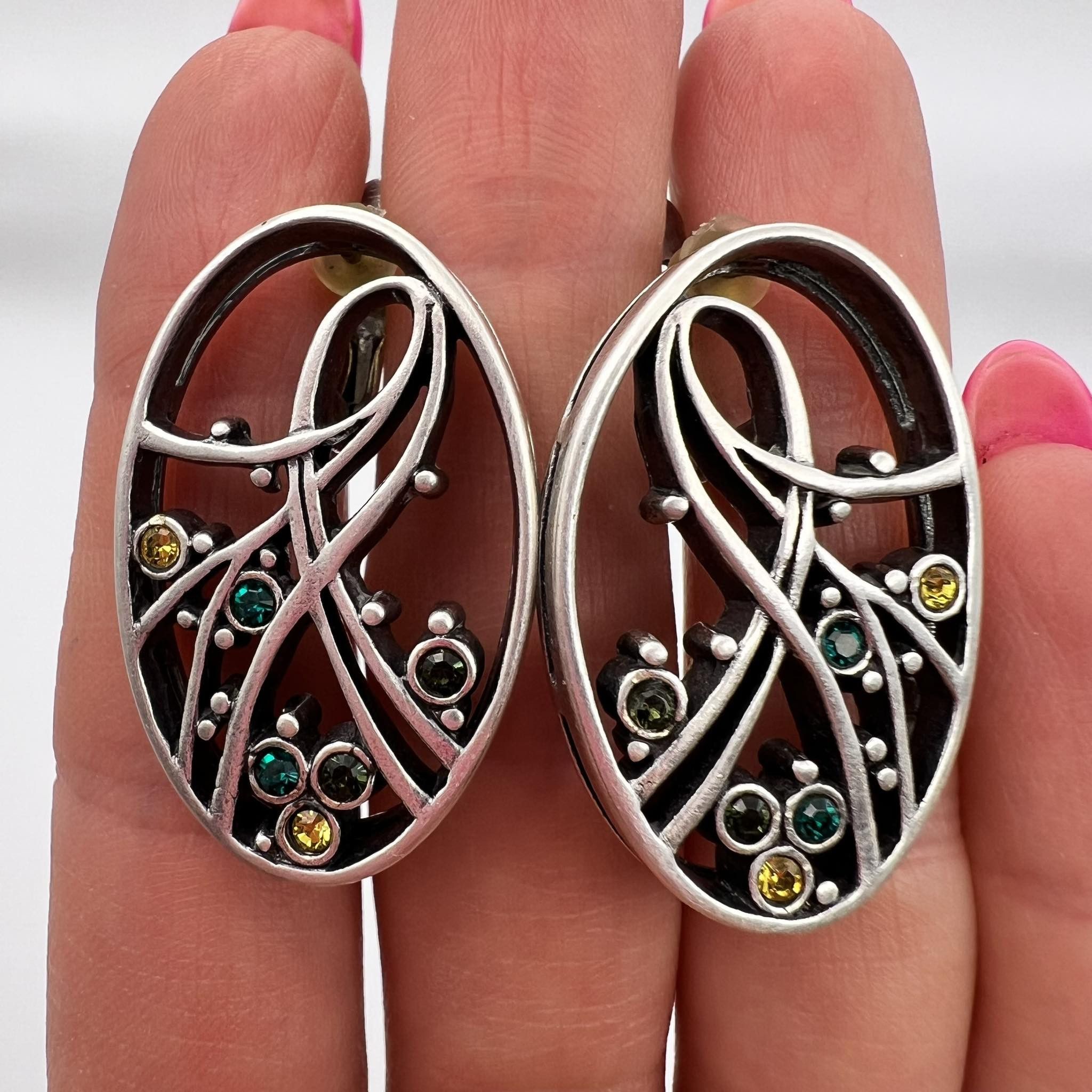 Jewelry × Sterling Silver × Vintage Vintage Sterling Silver 925 Stud Earrings Marked 16.7 gr Size ONE SIZE - 1 Thumbnail