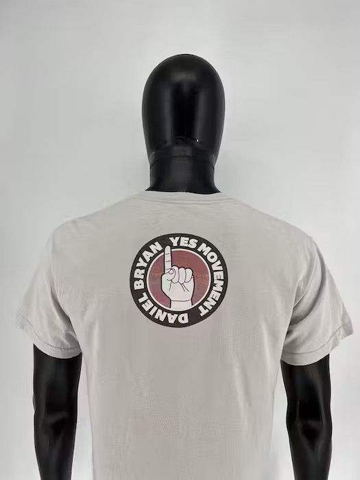 Vintage Vintage Y2K Daniel Bryan YES WWE Crewneck Shirt 2013 Size US M / EU 48-50 / 2 - 11 Thumbnail