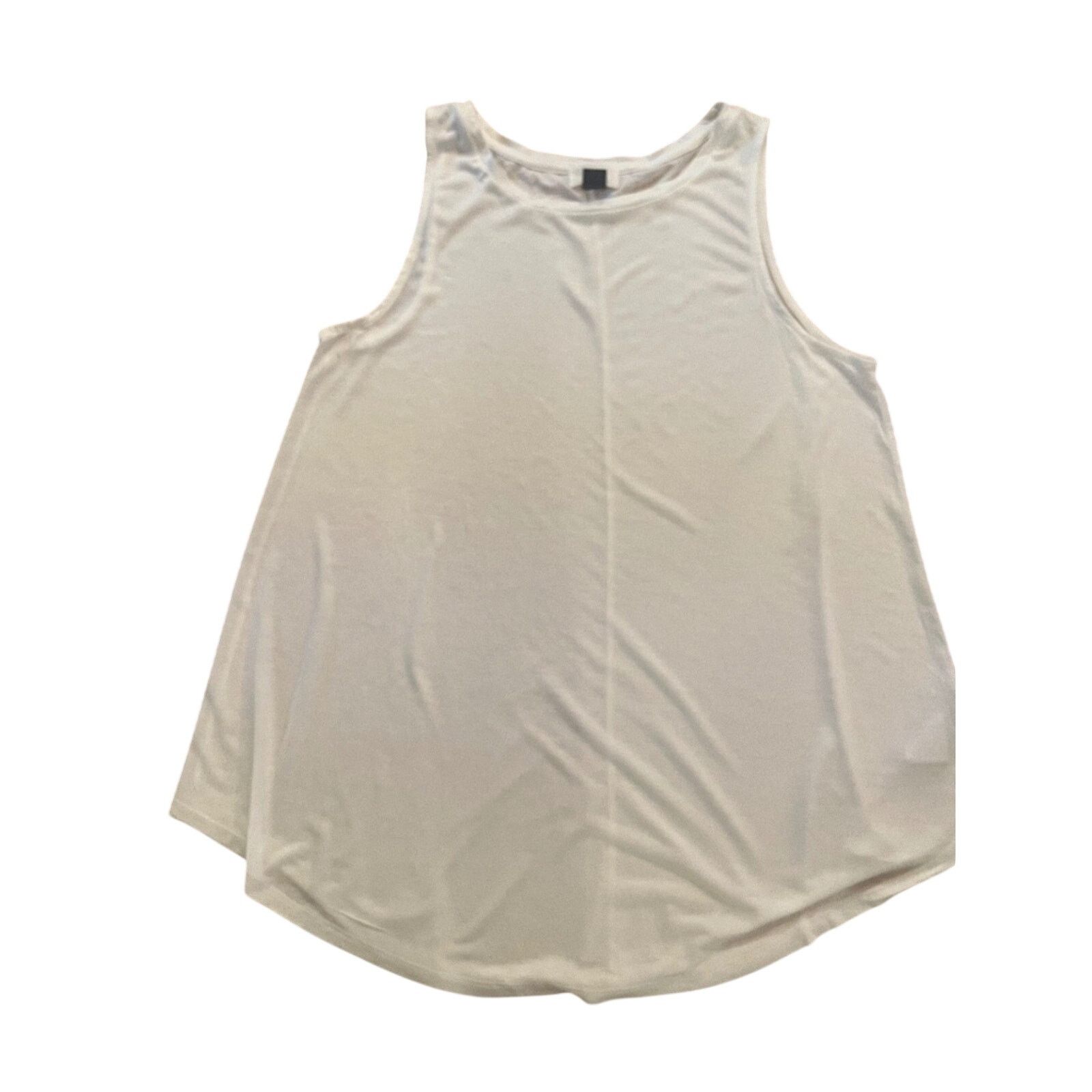 Old Navy Old Navy White UltraLite All-Day Tunic Tank Top -Size Medium Size M / US 6-8 / IT 42-44 - 1 Thumbnail