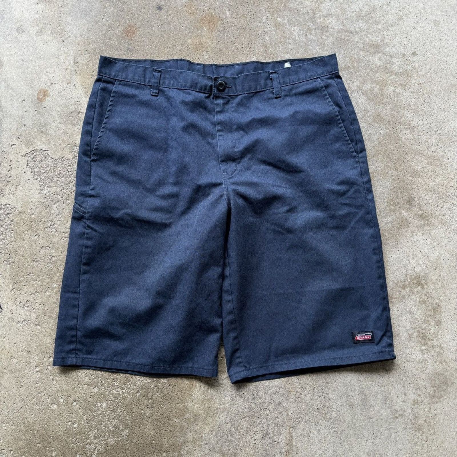 Dickies Dickies Thrashed Faded Navy Blue Work Shorts ERD Grunge Size US 39 - 1 Thumbnail