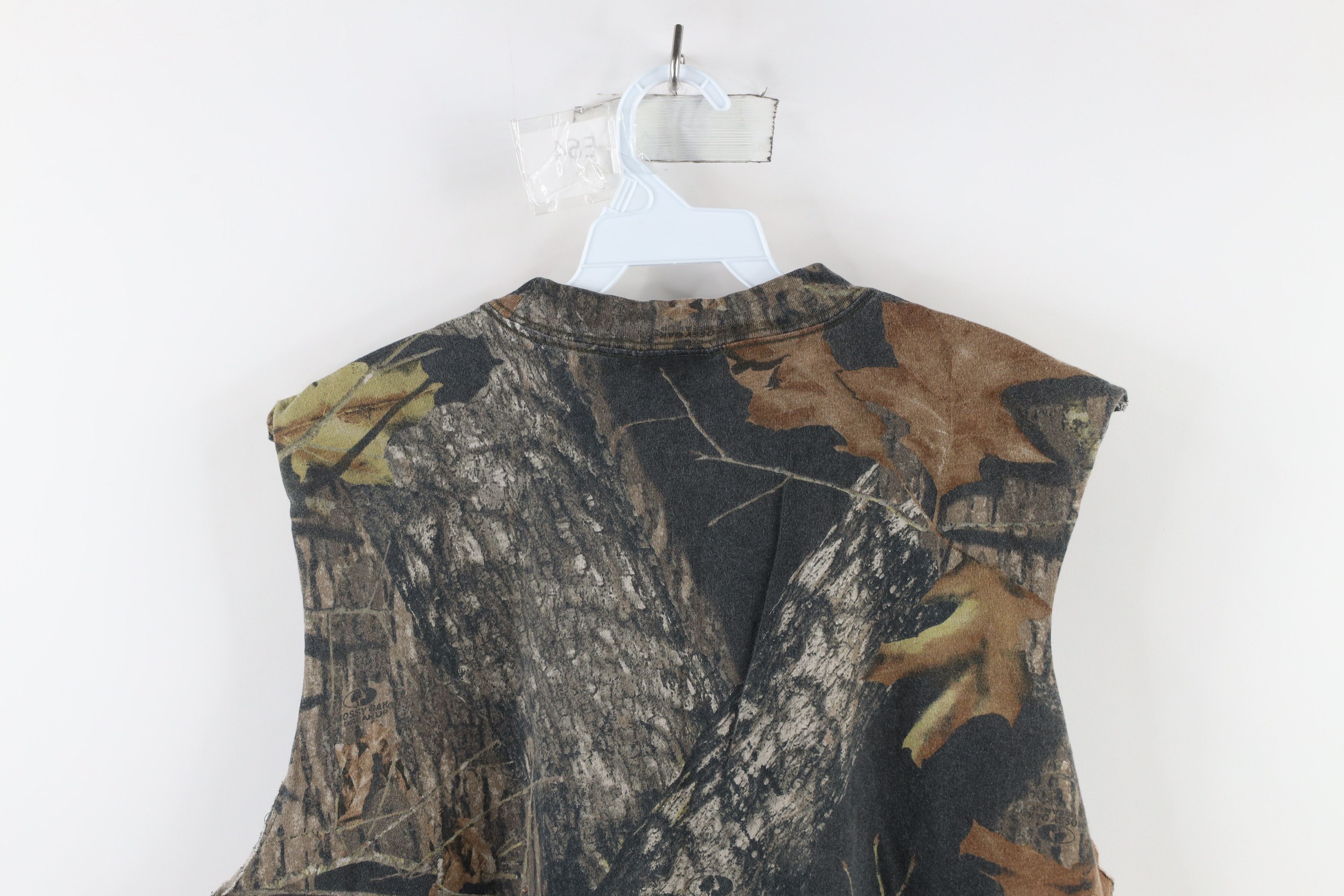 Vintage Vintage Streetwear Oak Camouflage Cut Off Pocket T-Shirt Size US M / EU 48-50 / 2 - 10 Thumbnail