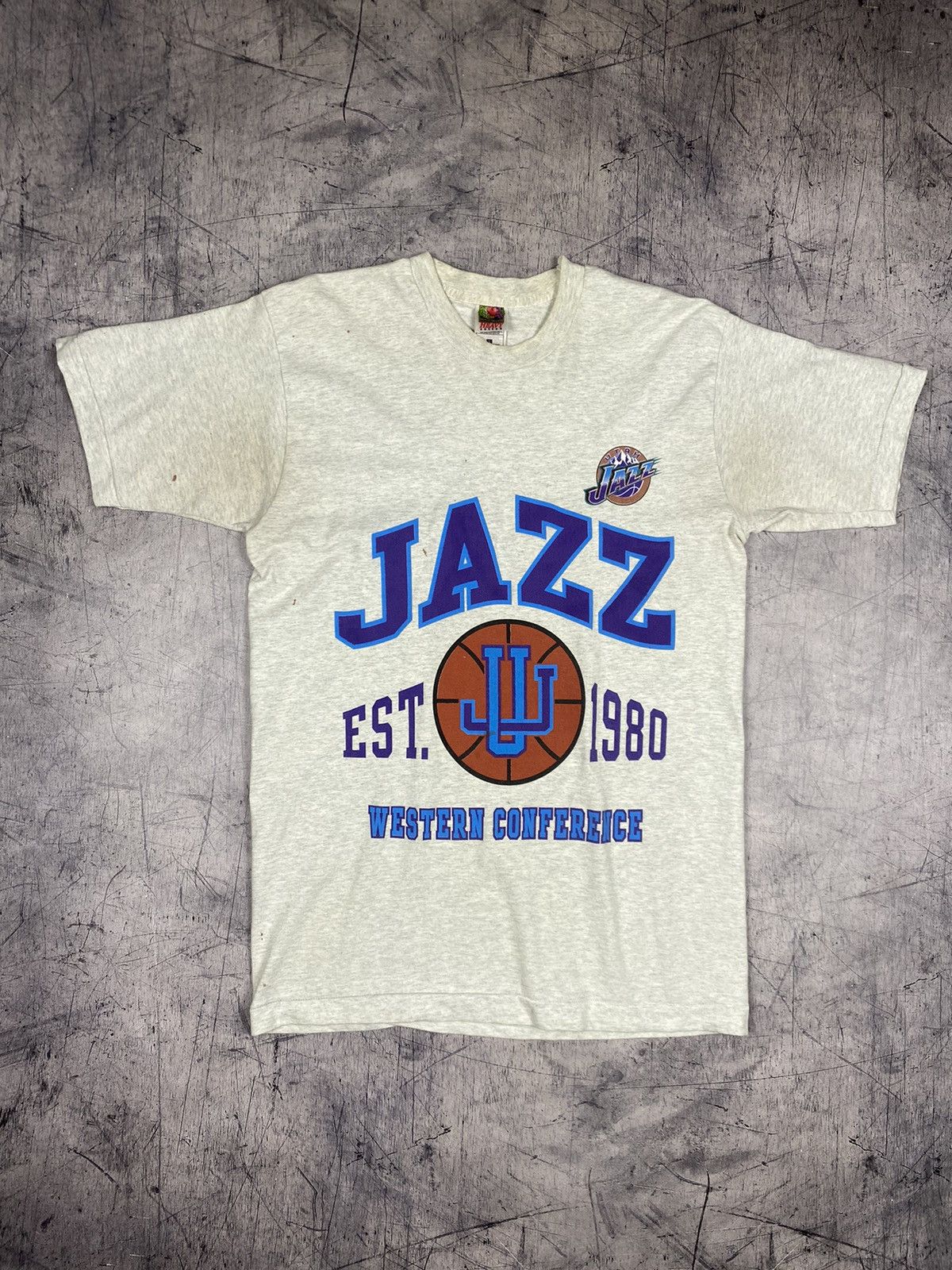 NBA × Vintage Vintage 90s Utah Jazz NBA T shirt Tee Size S Size US L / EU 52-54 / 3 - 2 Thumbnail