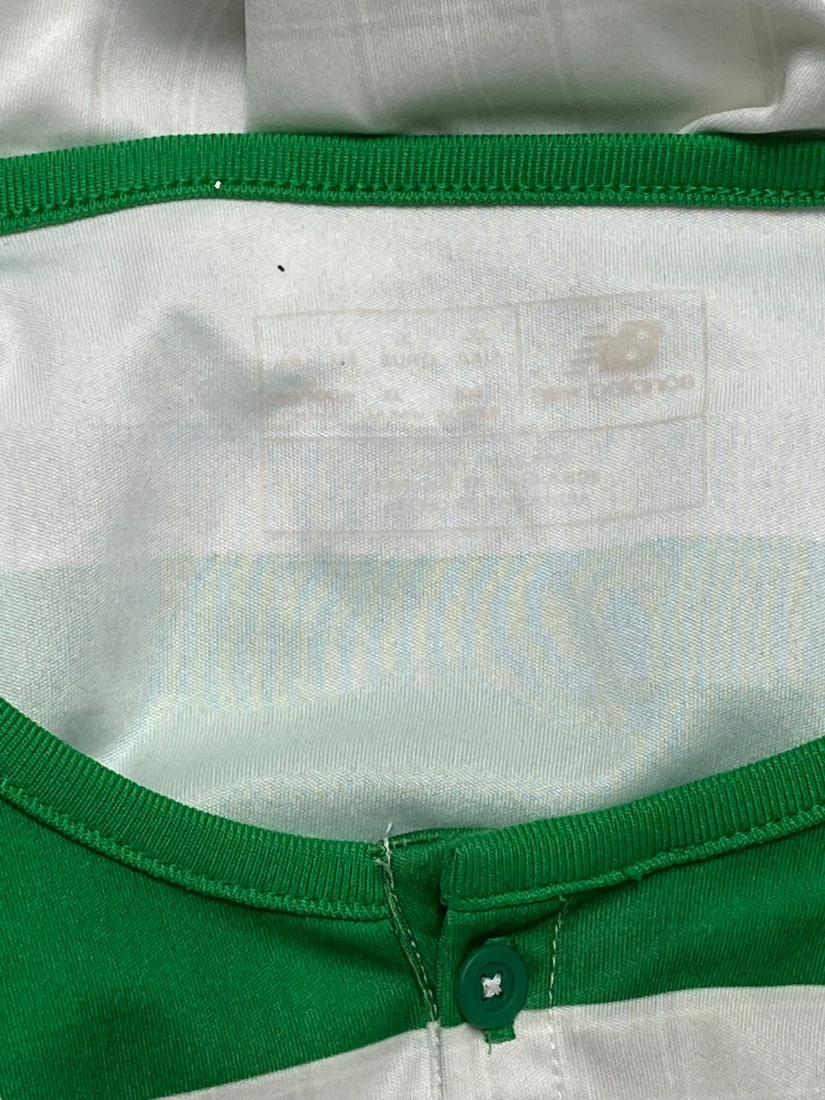 New Balance Vintage CELTICS FC NEW BALANCE GREEN WHITE STRIPED JERSEY Size US L / EU 52-54 / 3 - 4 Thumbnail