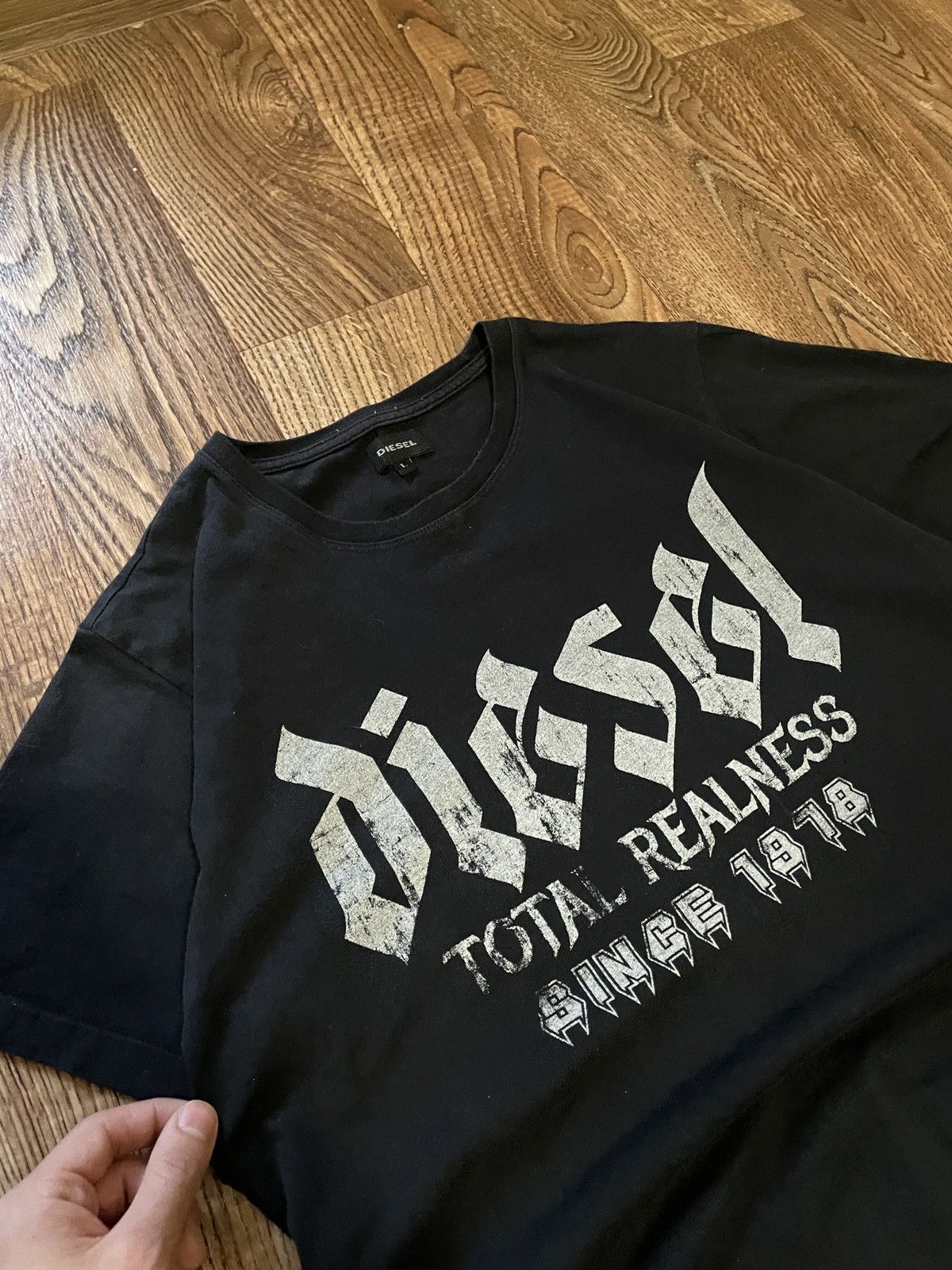 Diesel Vintage Big logo Y2K Diesel Black T-shirt Size US L / EU 52-54 / 3 - 3 Thumbnail