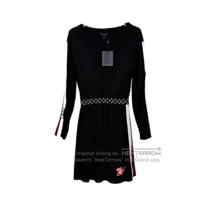 Louis Vuitton Black badge logo floral waist dress