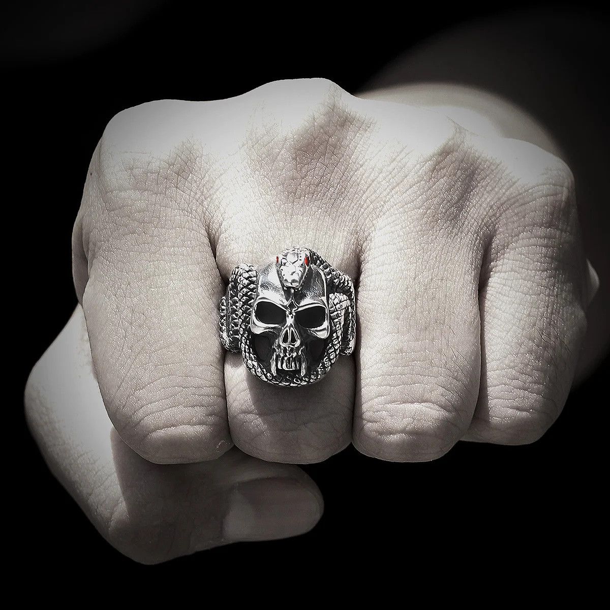 Japanese Brand × Jewelry × Vintage Red Eyes Skull Ring Size ONE SIZE - 4 Thumbnail