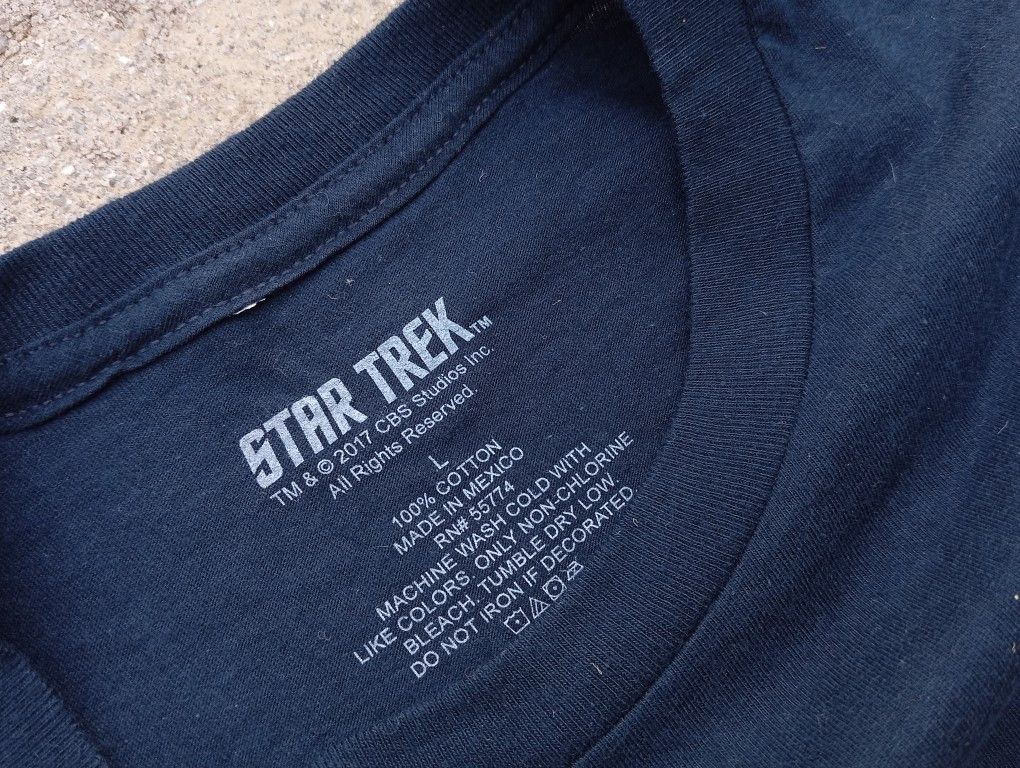 Other Star Trek Deep Space Nine Garak 👽 TV Series Tshirt 🍿📺 Size US L / EU 52-54 / 3 - 4 Thumbnail