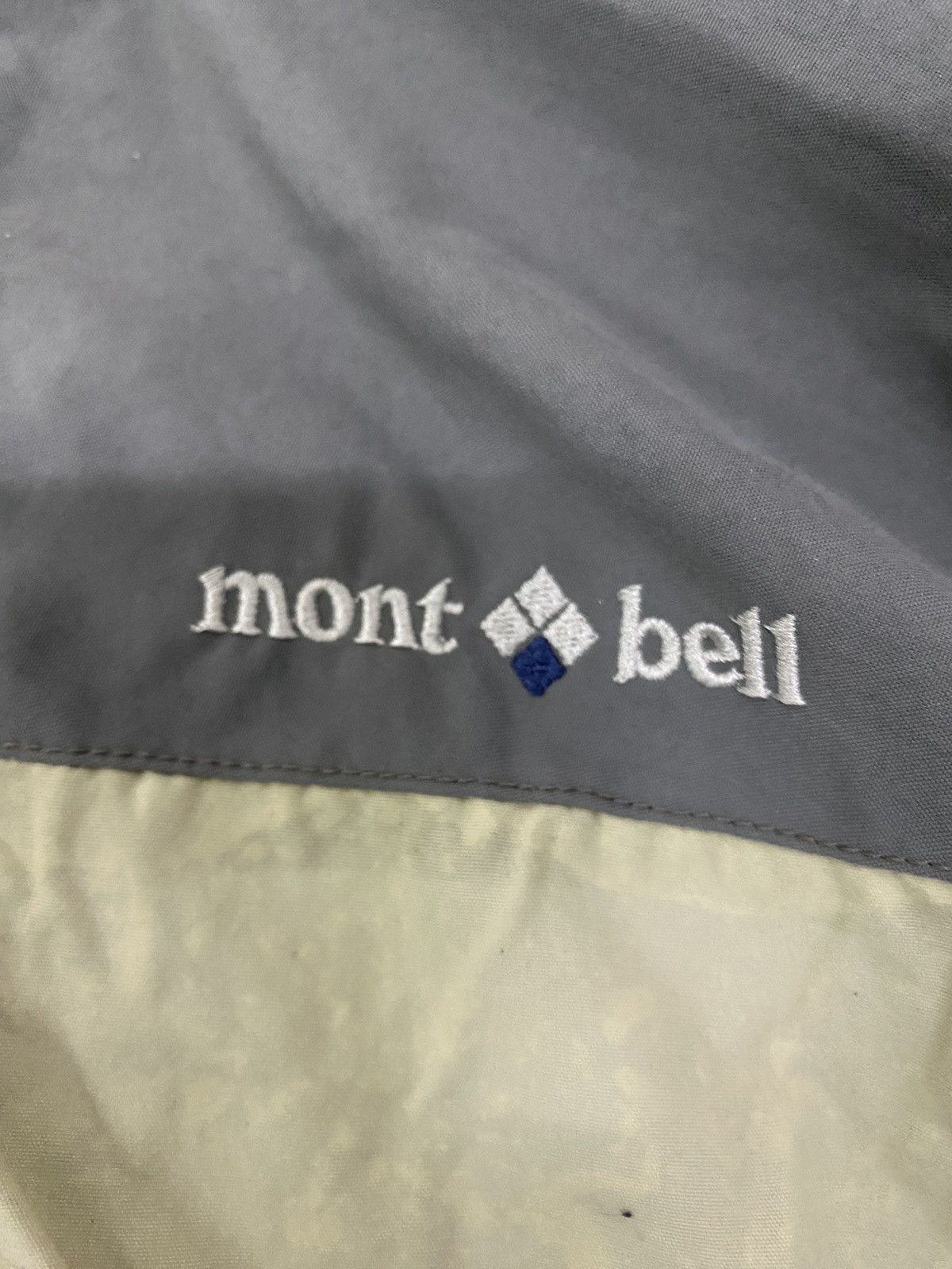 Montbell Montbell light jacket Size US L / EU 52-54 / 3 - 5 Thumbnail