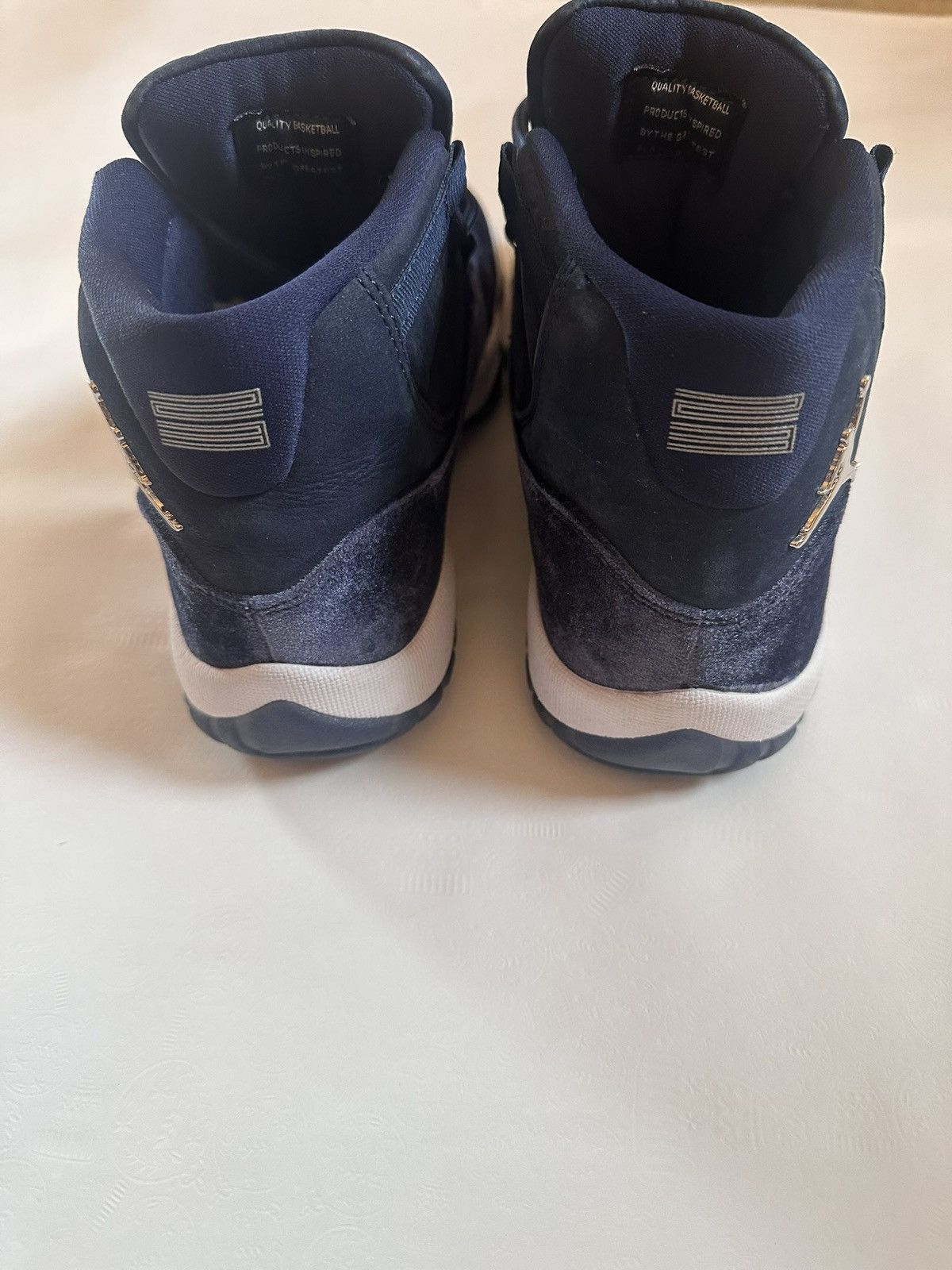Jordan Brand Women’s Midnight Navy Jordan 11s Size US 8 / IT 38 - 5 Thumbnail