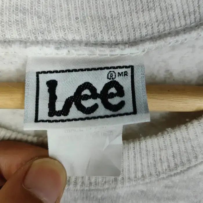 Lee Vintage 90's Sharkys Lee Sweatshirts Size US XL / EU 56 / 4 - 5 Thumbnail