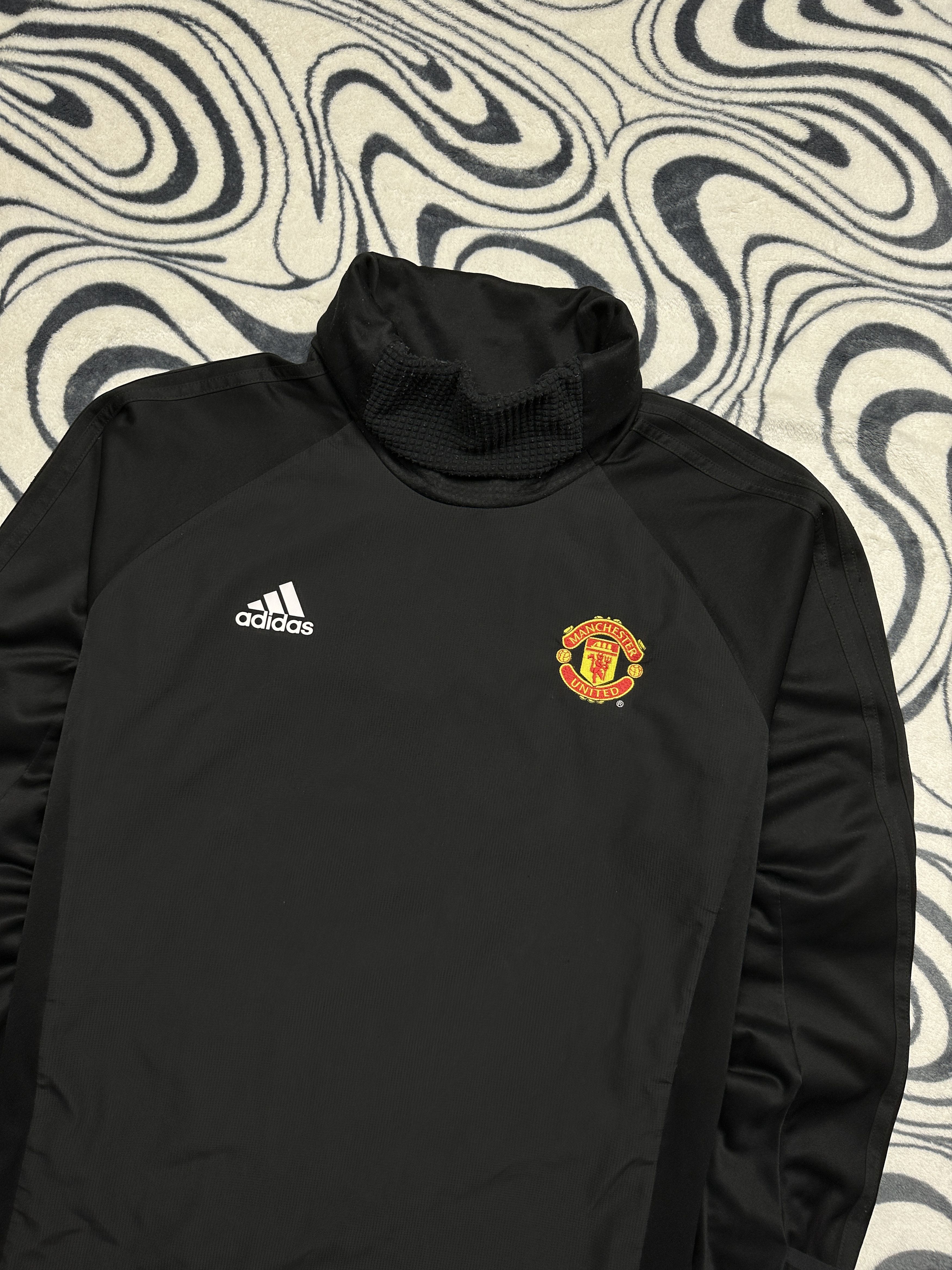 Adidas Adidas Manchester United Long Sleeve T-Shirt Size US XL / EU 56 / 4 - 2 Thumbnail