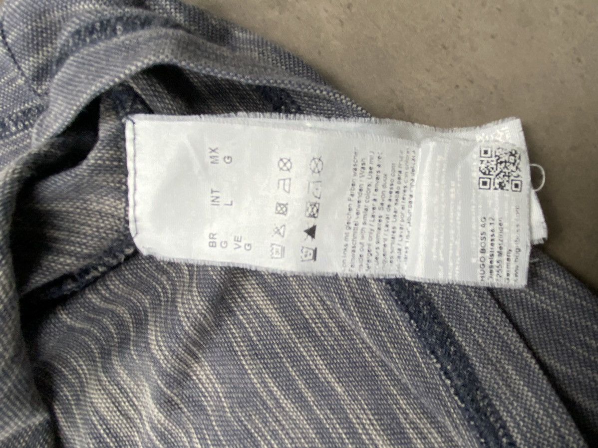 Hugo Boss Vintage. Hugo Boss. Street wear T -shirt Size US L / EU 52-54 / 3 - 7 Thumbnail