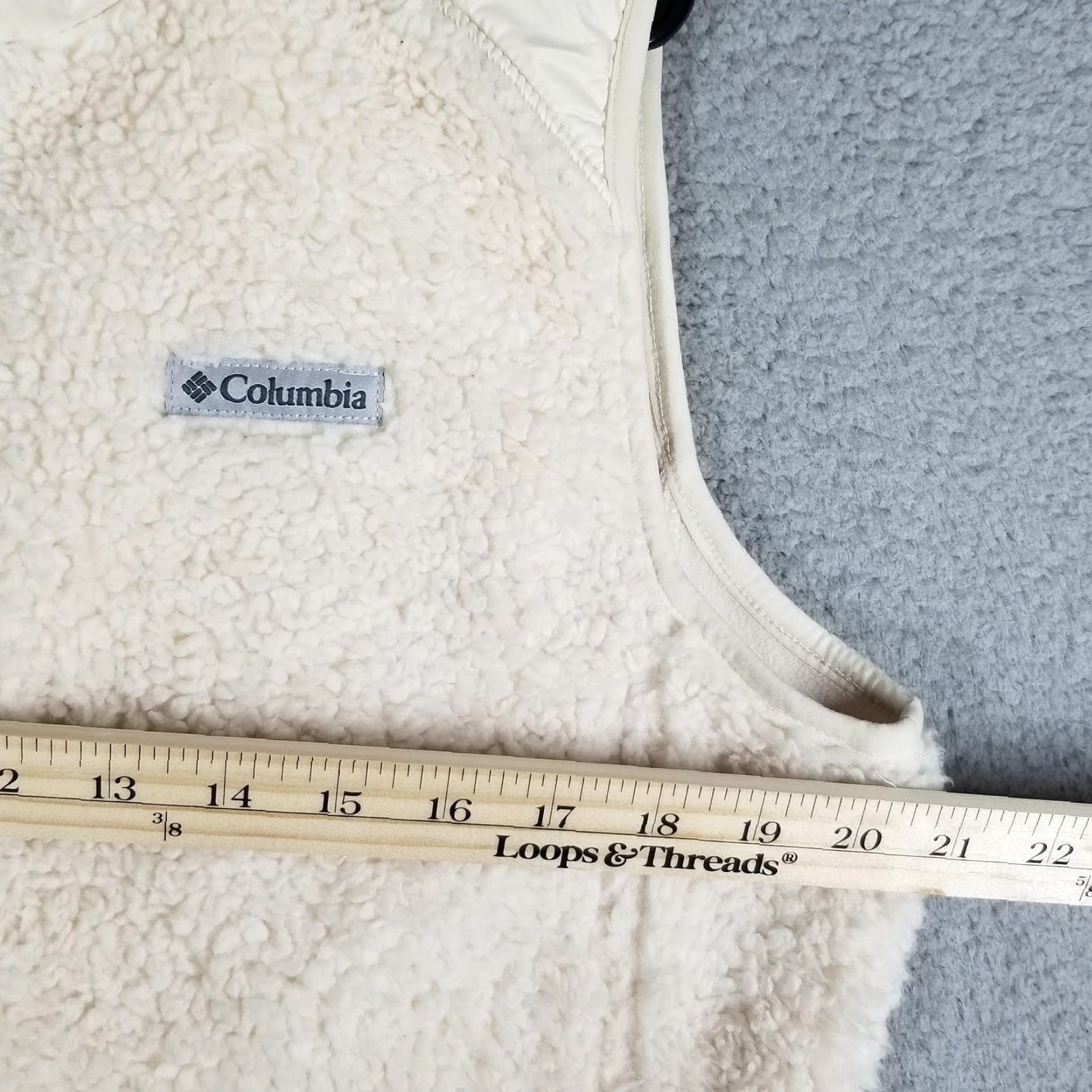 Vintage Columbia Vest Womens XL White Sherpa Full Zip Hiking Outdoor XK0849 Pockets Collared Size XL / US 12-14 / IT 48-50 - 7 Thumbnail