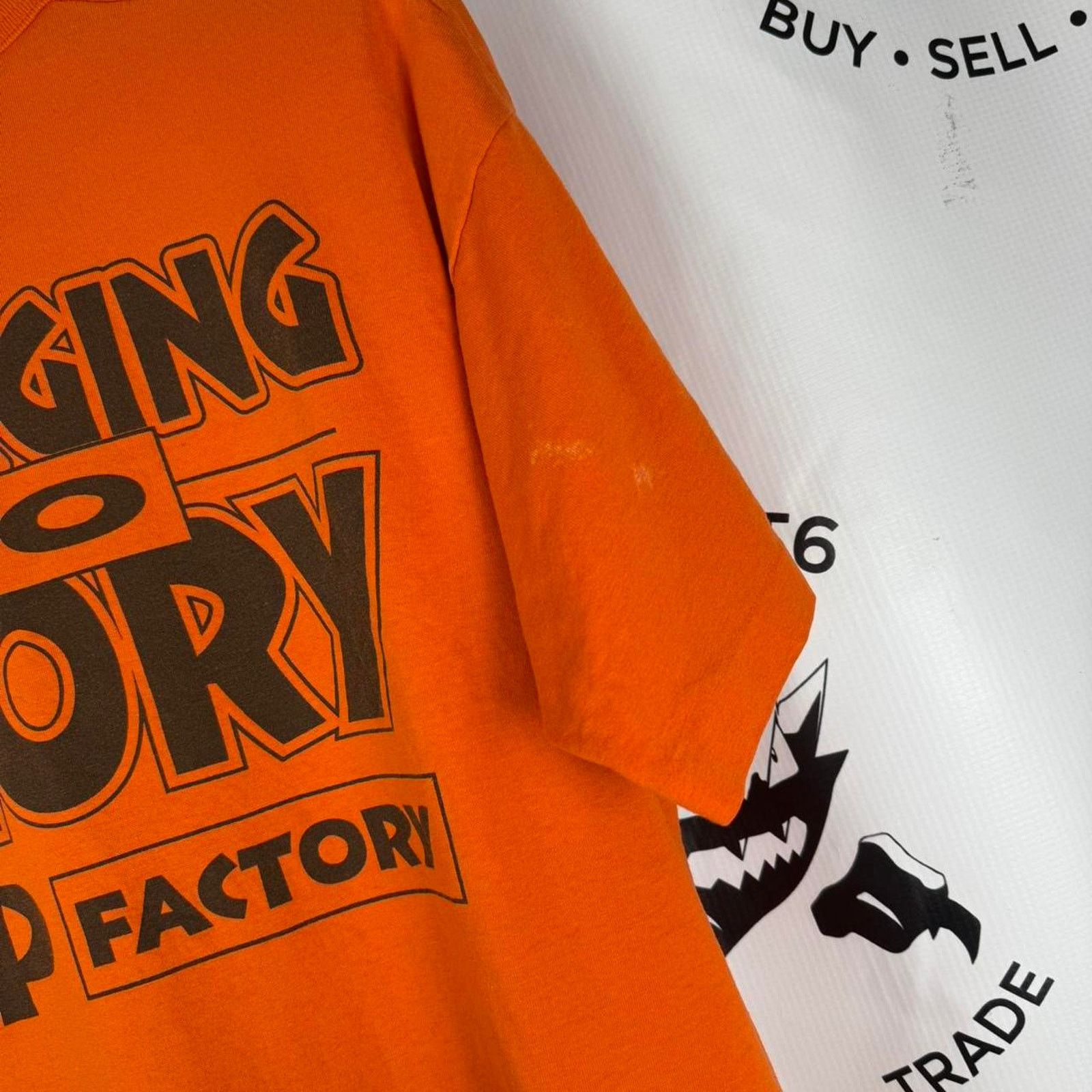 Fruit Of The Loom Tee with Charging to Glory RVP Factory print Size US XL / EU 56 / 4 - 4 Thumbnail