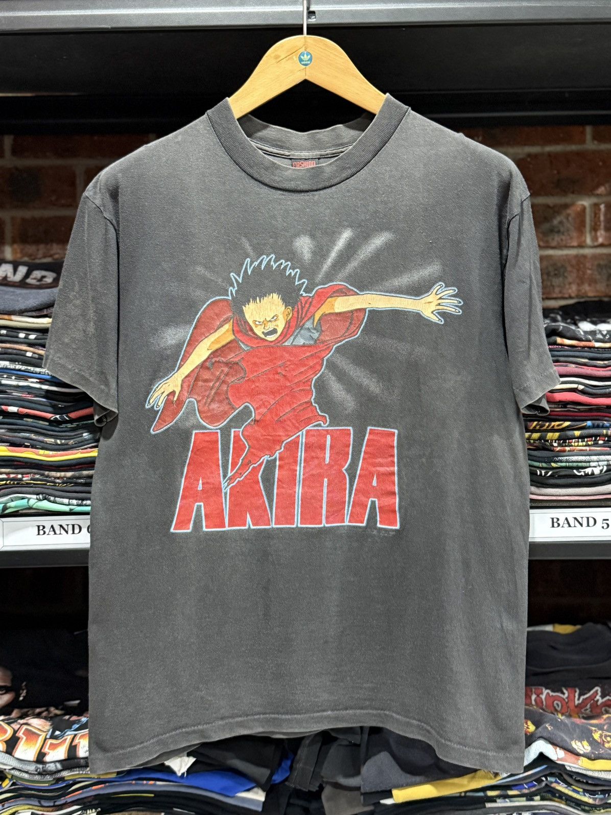 Anime Thrashed Vintage 80s Akira Animated Cyberpunk Sun Faded Tee Size US M / EU 48-50 / 2 - 1 Thumbnail