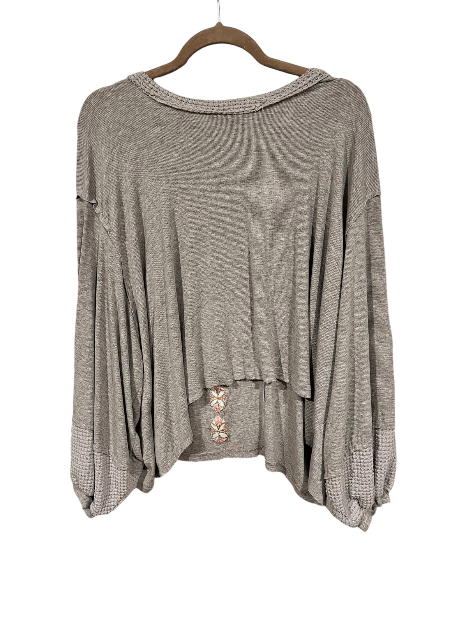 Designer Chic Floral Embroidered Long Sleeve Top - Cozy & Stylish Size ONE SIZE - 3 Thumbnail