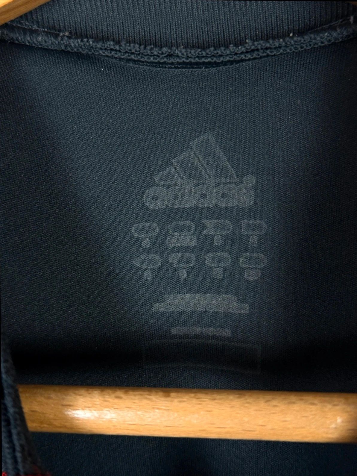 Adidas Adidas Liverpool 2009 Football Shirt Grey Vintage Size US S / EU 44-46 / 1 - 6 Thumbnail